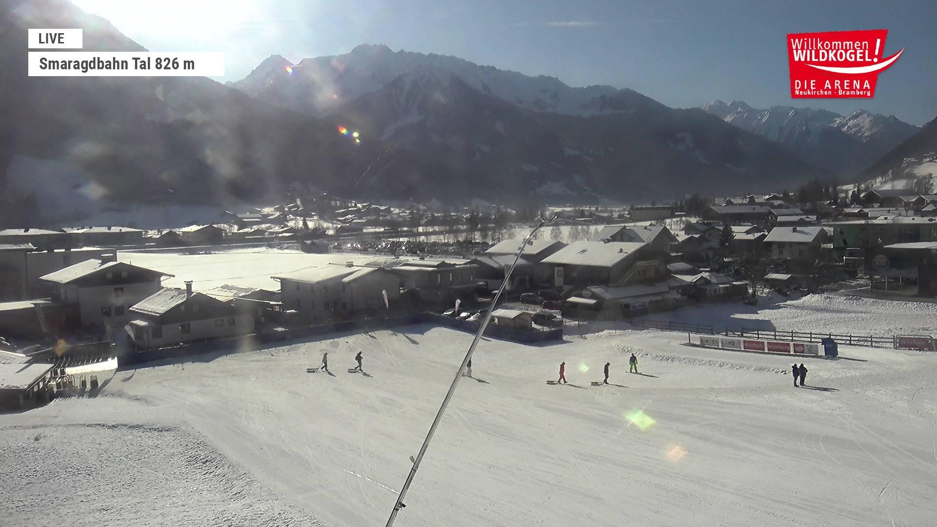 Archiv Foto Webcam Wildkogel: Frühmesserbahn - Bergstation