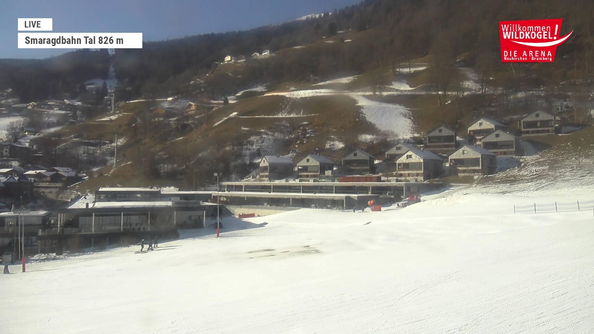 Archiv Foto Webcam Wildkogel: Frühmesserbahn - Bergstation