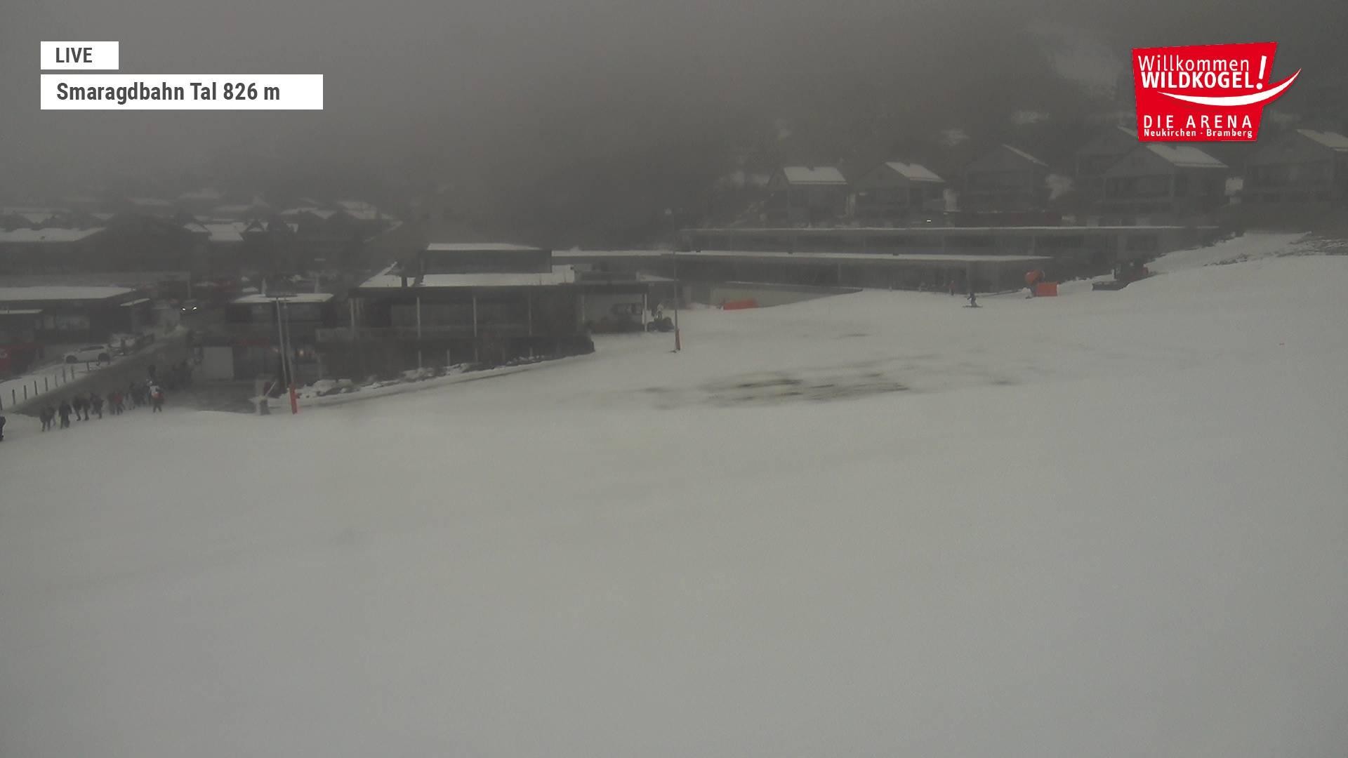 Archiv Foto Webcam Wildkogel: Frühmesserbahn - Bergstation