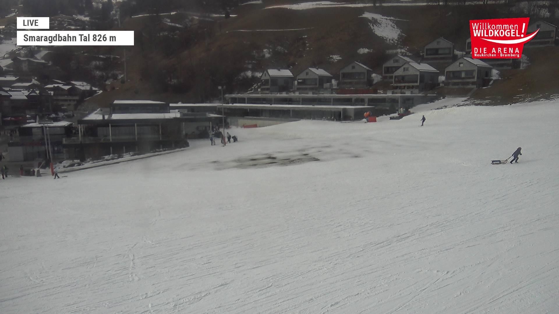 Archiv Foto Webcam Wildkogel: Frühmesserbahn - Bergstation