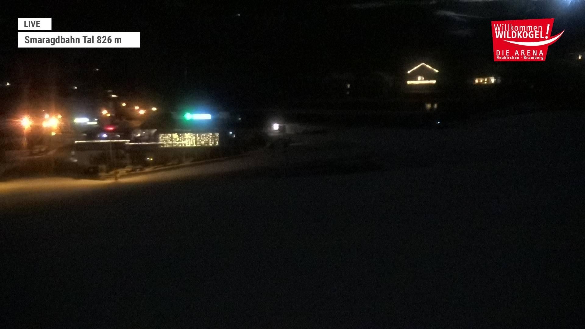 Archiv Foto Webcam Wildkogel: Frühmesserbahn - Bergstation