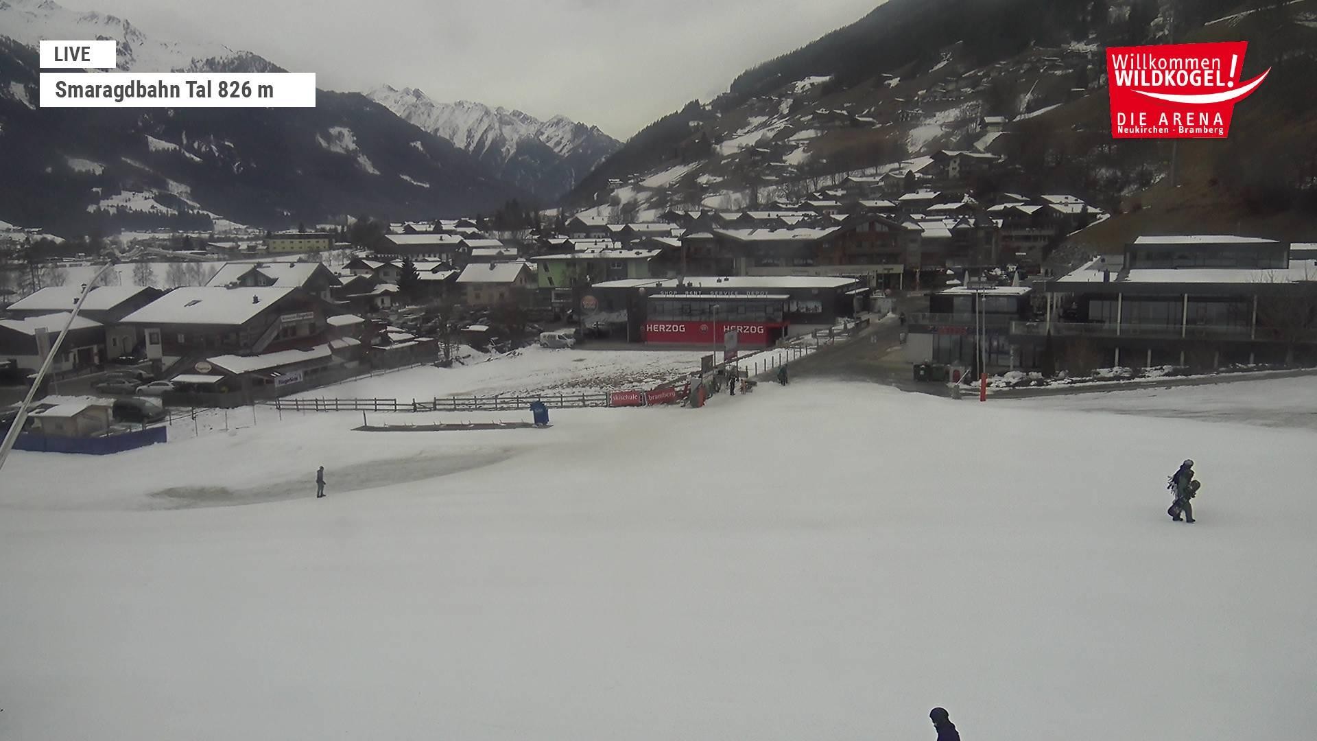 Archiv Foto Webcam Wildkogel: Frühmesserbahn - Bergstation