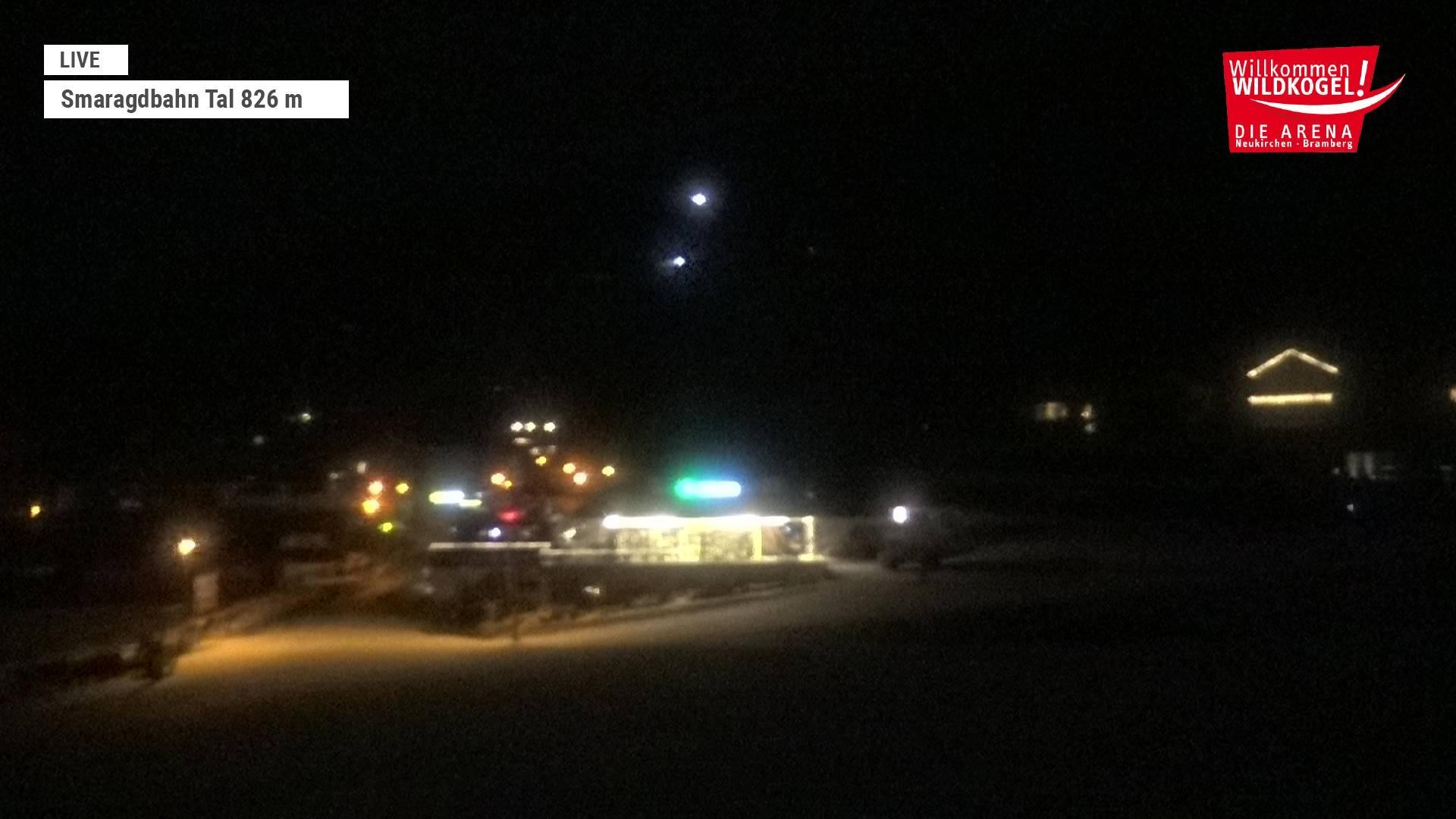 Archiv Foto Webcam Wildkogel: Frühmesserbahn - Bergstation