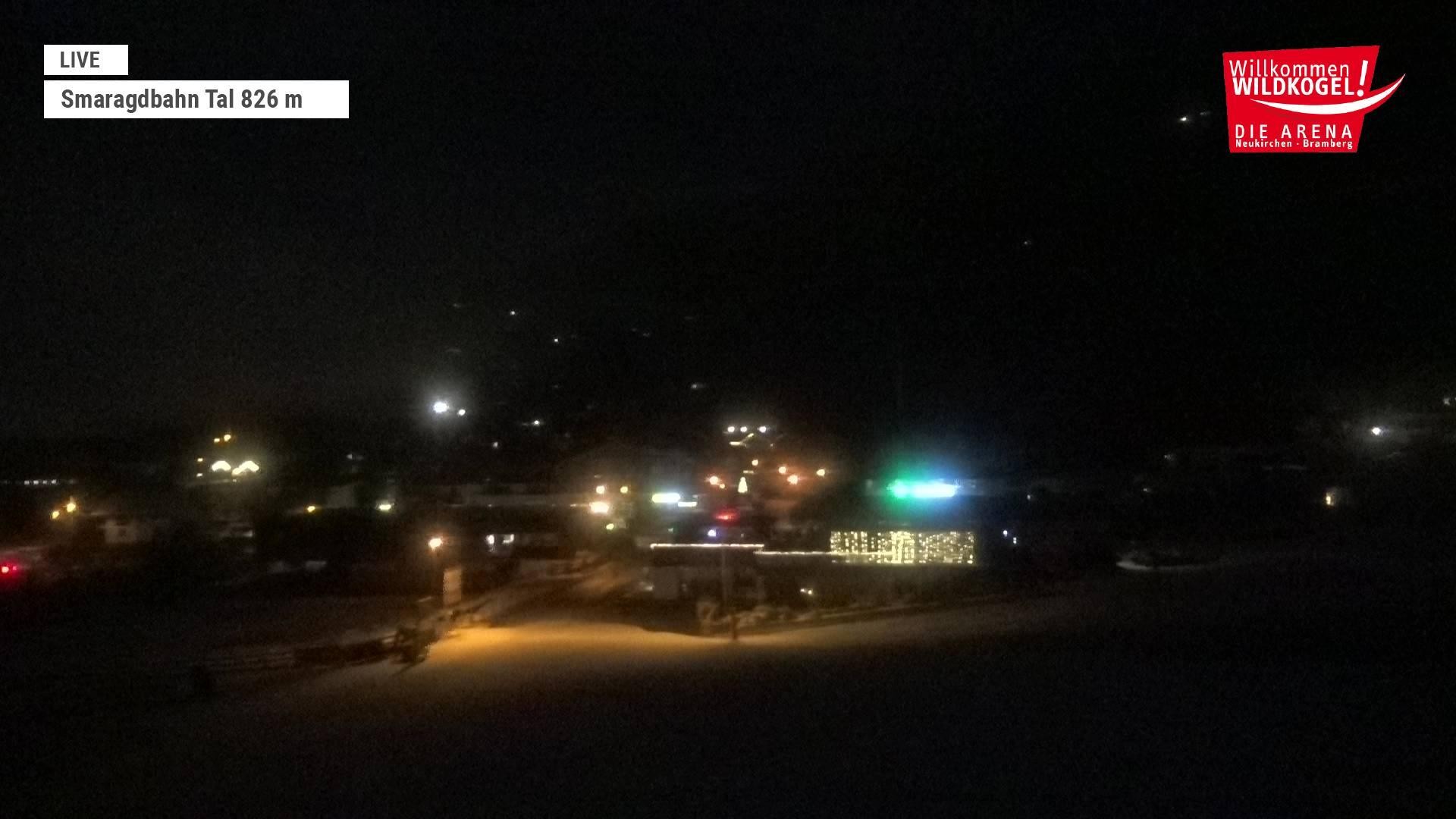 Archiv Foto Webcam Wildkogel: Frühmesserbahn - Bergstation