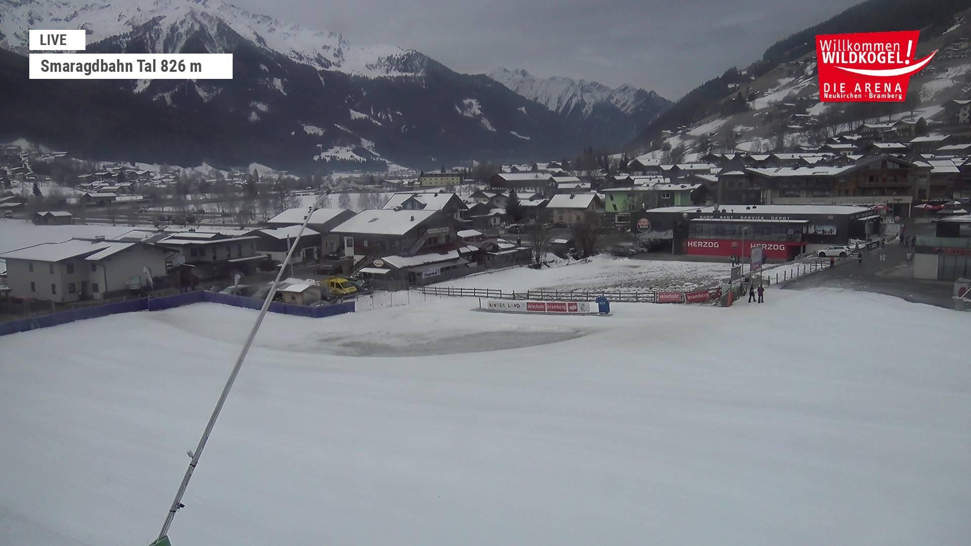 Archiv Foto Webcam Wildkogel: Frühmesserbahn - Bergstation