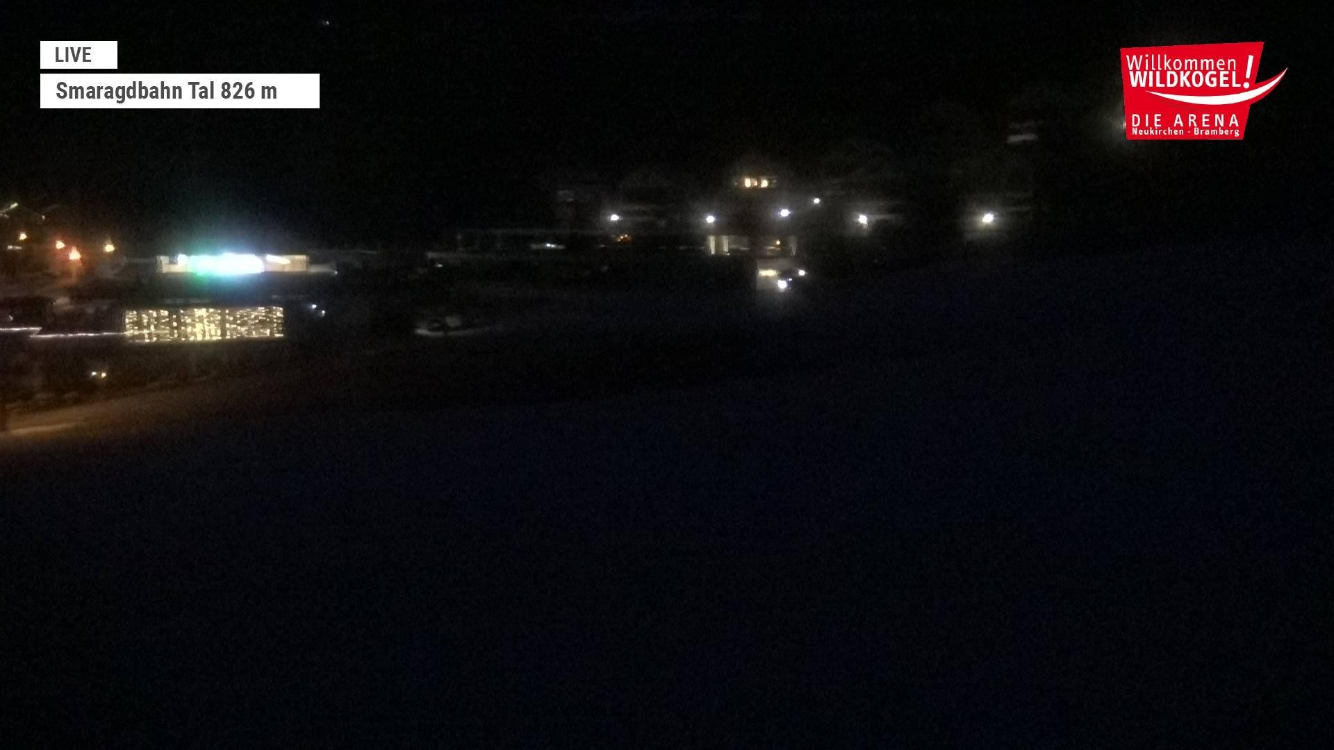 Archiv Foto Webcam Wildkogel: Frühmesserbahn - Bergstation