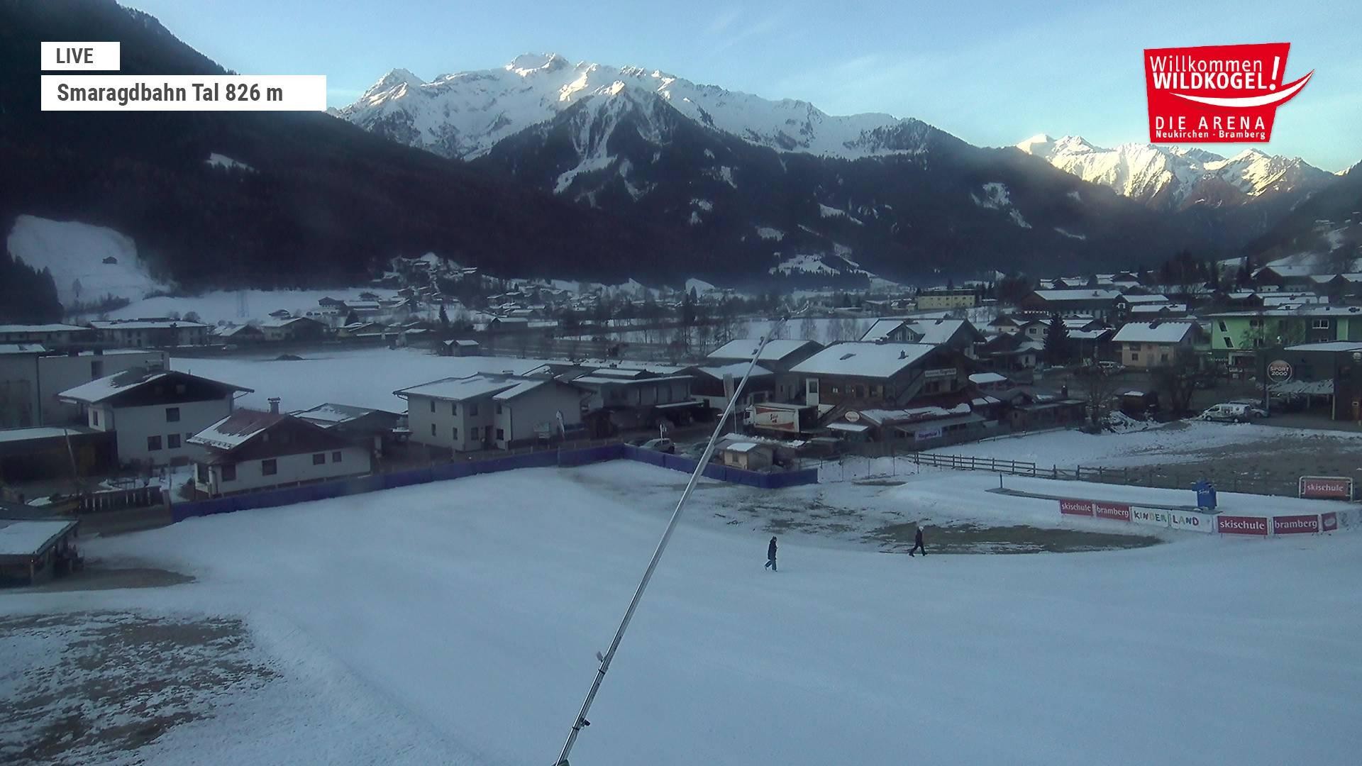 Archiv Foto Webcam Wildkogel: Frühmesserbahn - Bergstation