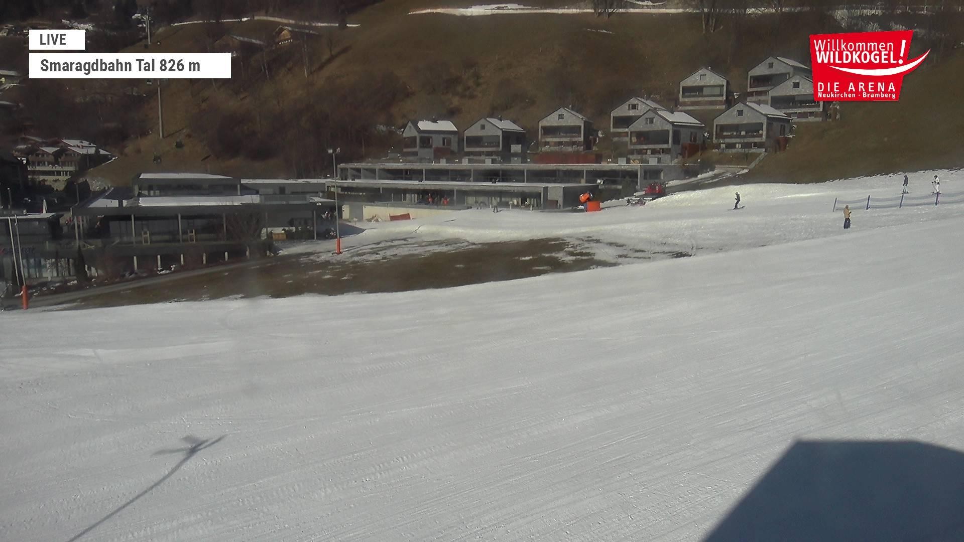 Archiv Foto Webcam Wildkogel: Frühmesserbahn - Bergstation