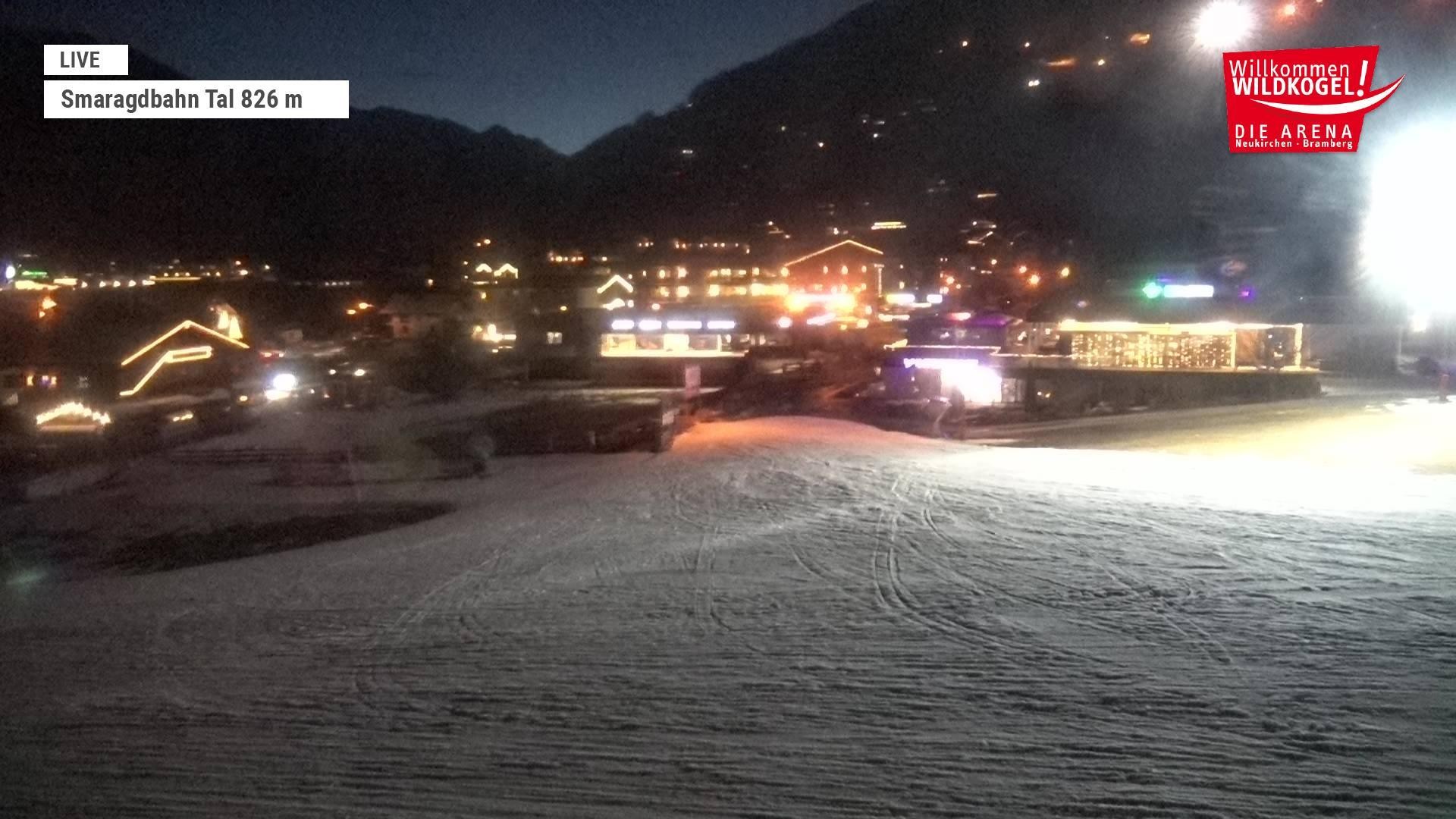 Archiv Foto Webcam Wildkogel: Frühmesserbahn - Bergstation