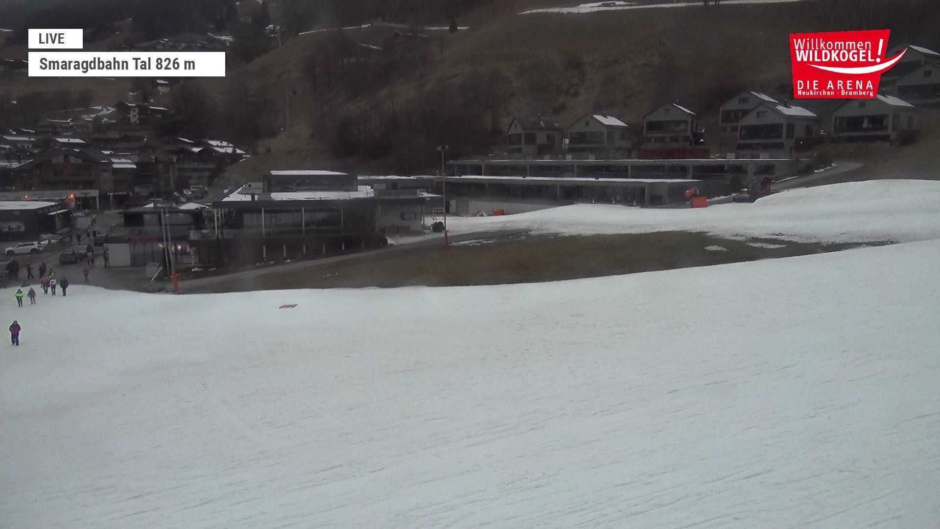 Archiv Foto Webcam Wildkogel: Frühmesserbahn - Bergstation