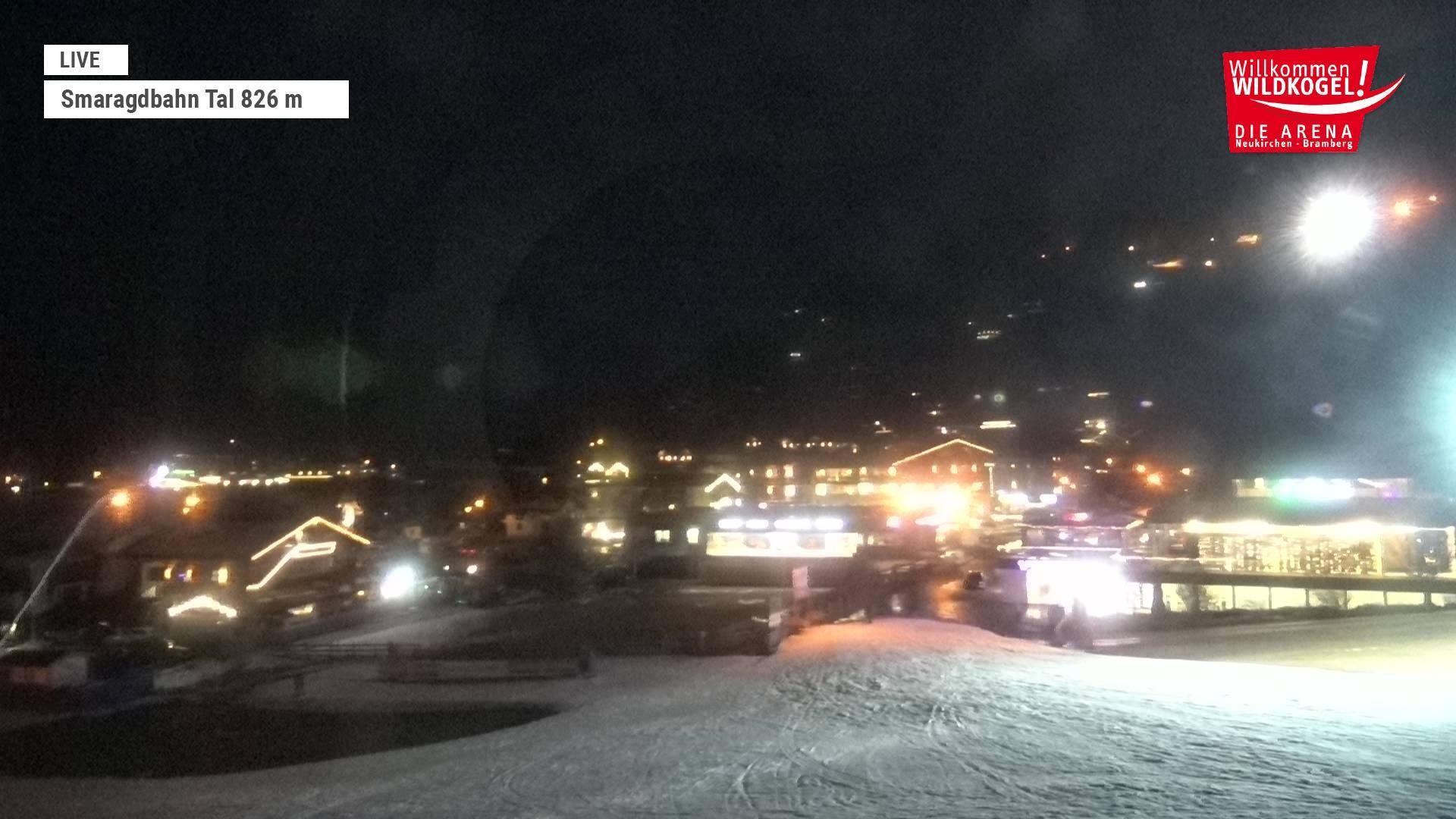 Archiv Foto Webcam Wildkogel: Frühmesserbahn - Bergstation