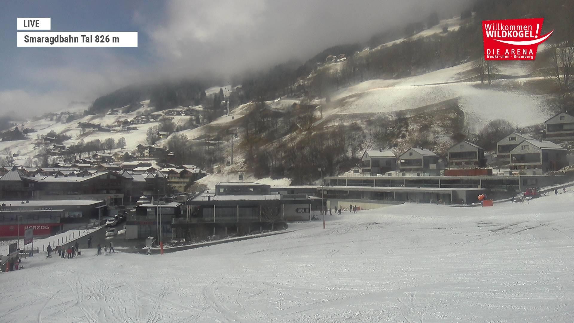 Archiv Foto Webcam Wildkogel: Frühmesserbahn - Bergstation