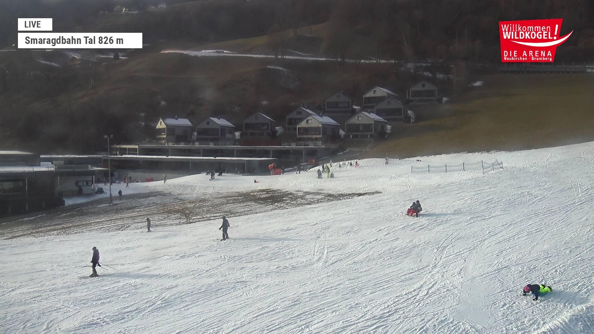 Archiv Foto Webcam Wildkogel: Frühmesserbahn - Bergstation