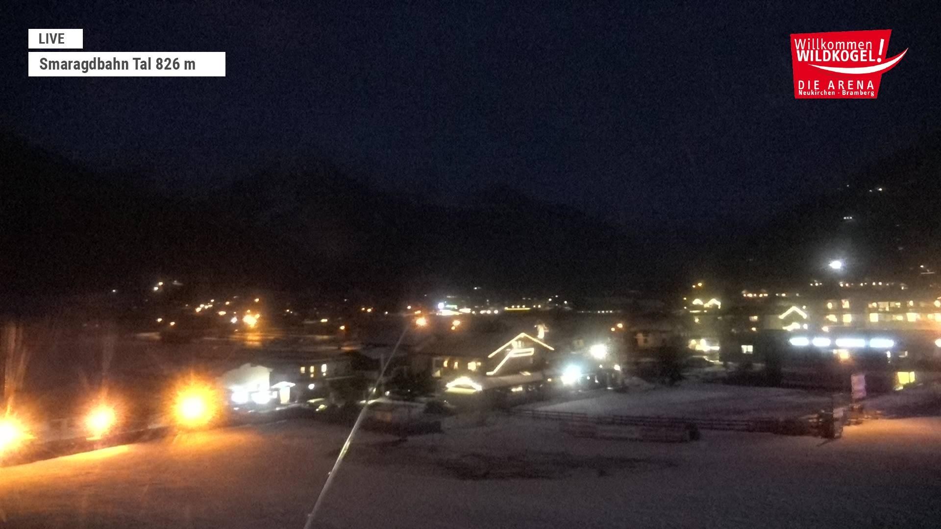 Archiv Foto Webcam Wildkogel: Frühmesserbahn - Bergstation