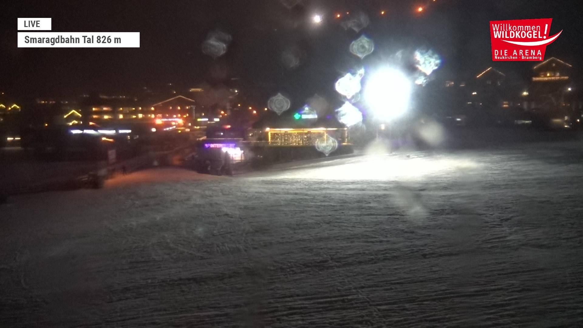 Archiv Foto Webcam Wildkogel: Frühmesserbahn - Bergstation