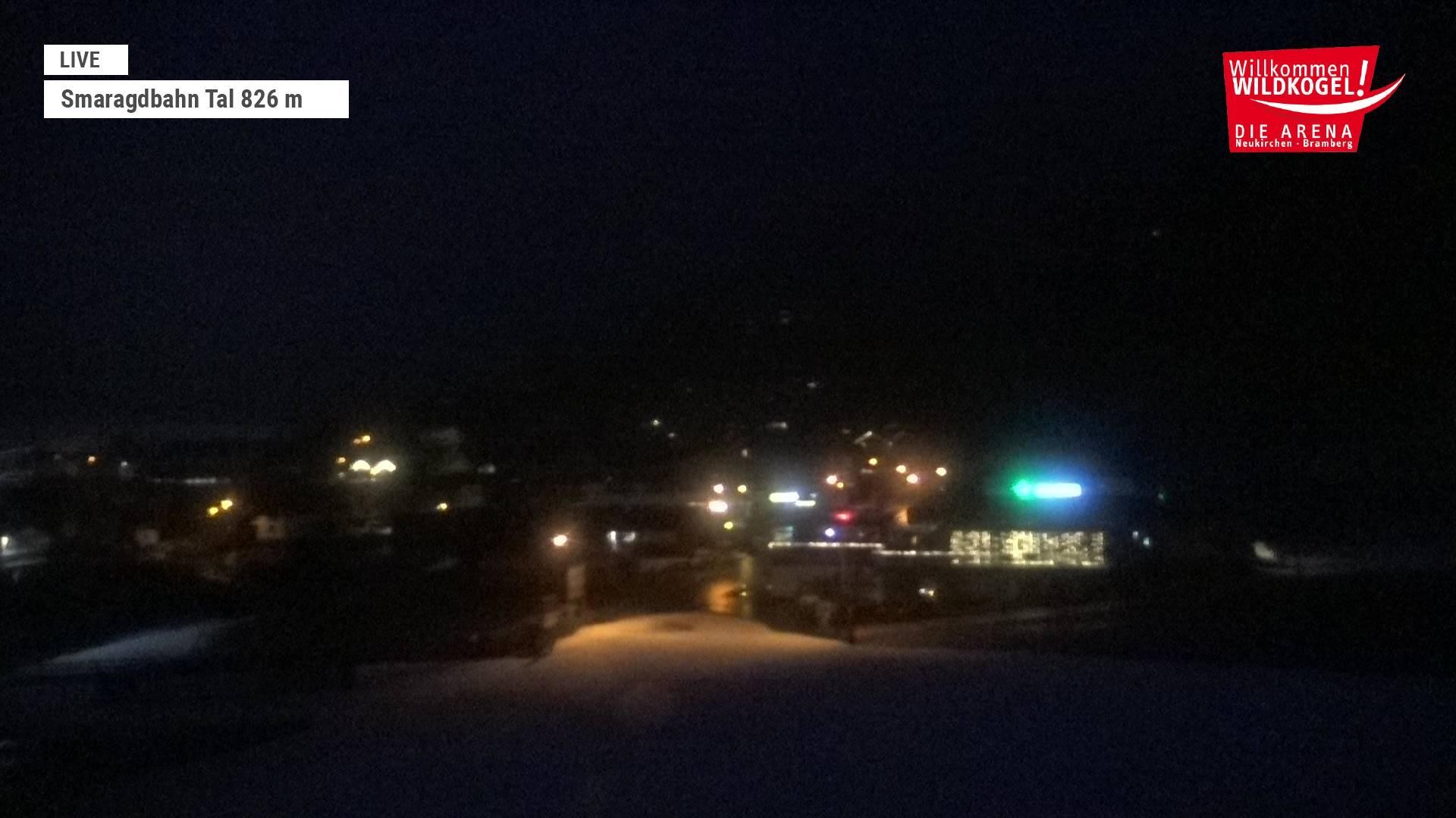 Archiv Foto Webcam Wildkogel: Frühmesserbahn - Bergstation