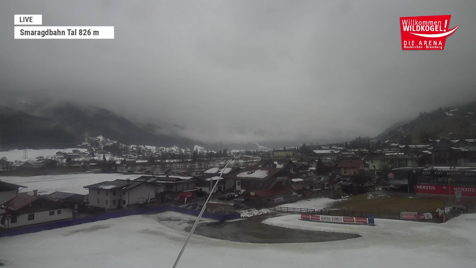 Archiv Foto Webcam Wildkogel: Frühmesserbahn - Bergstation