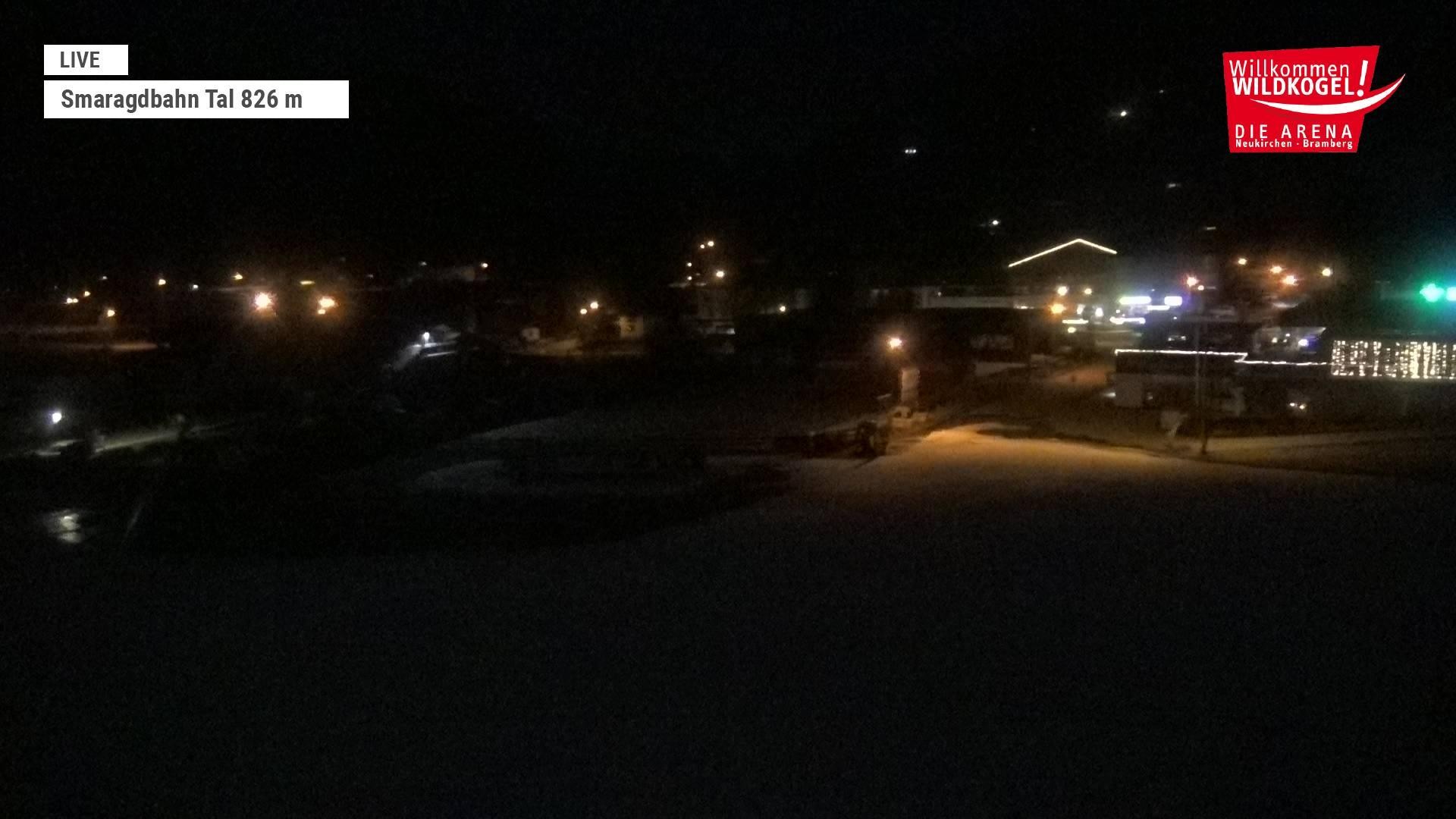 Archiv Foto Webcam Wildkogel: Frühmesserbahn - Bergstation