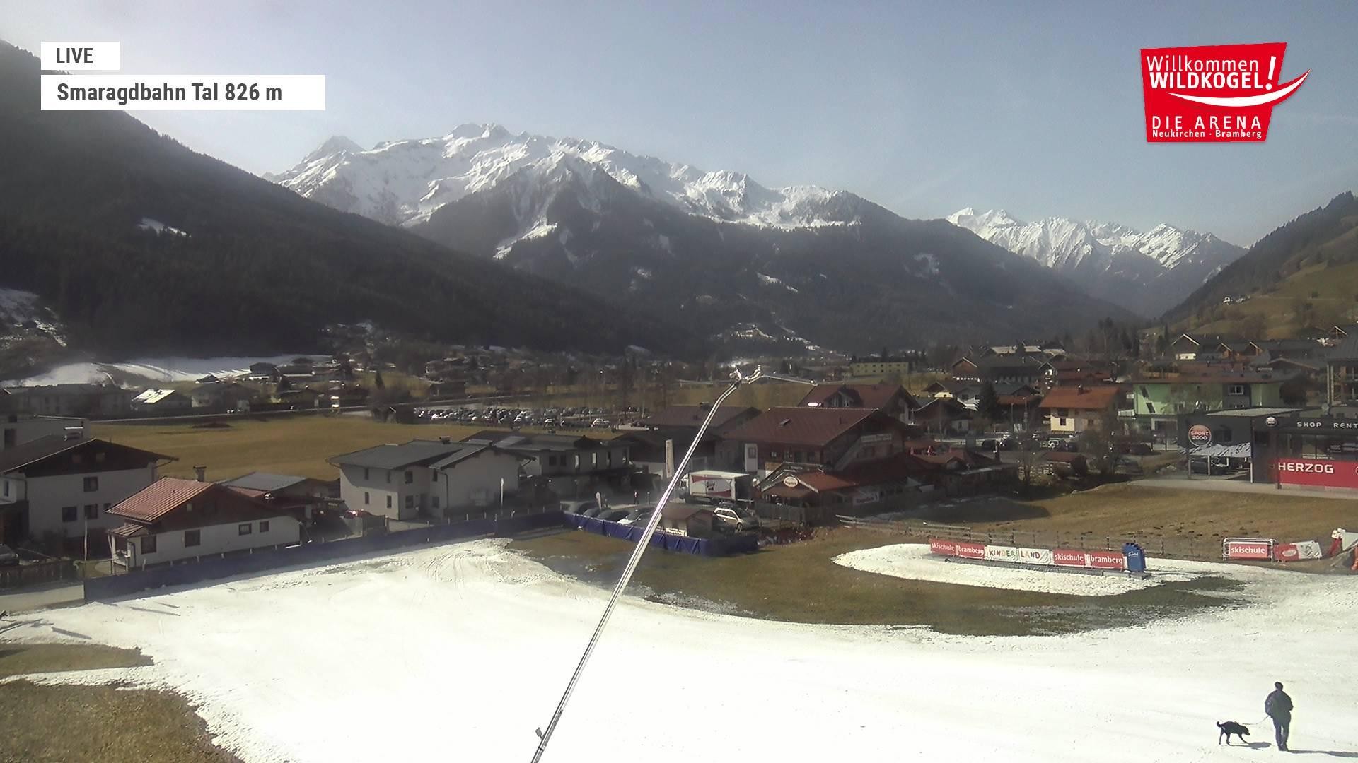 Archiv Foto Webcam Wildkogel: Frühmesserbahn - Bergstation