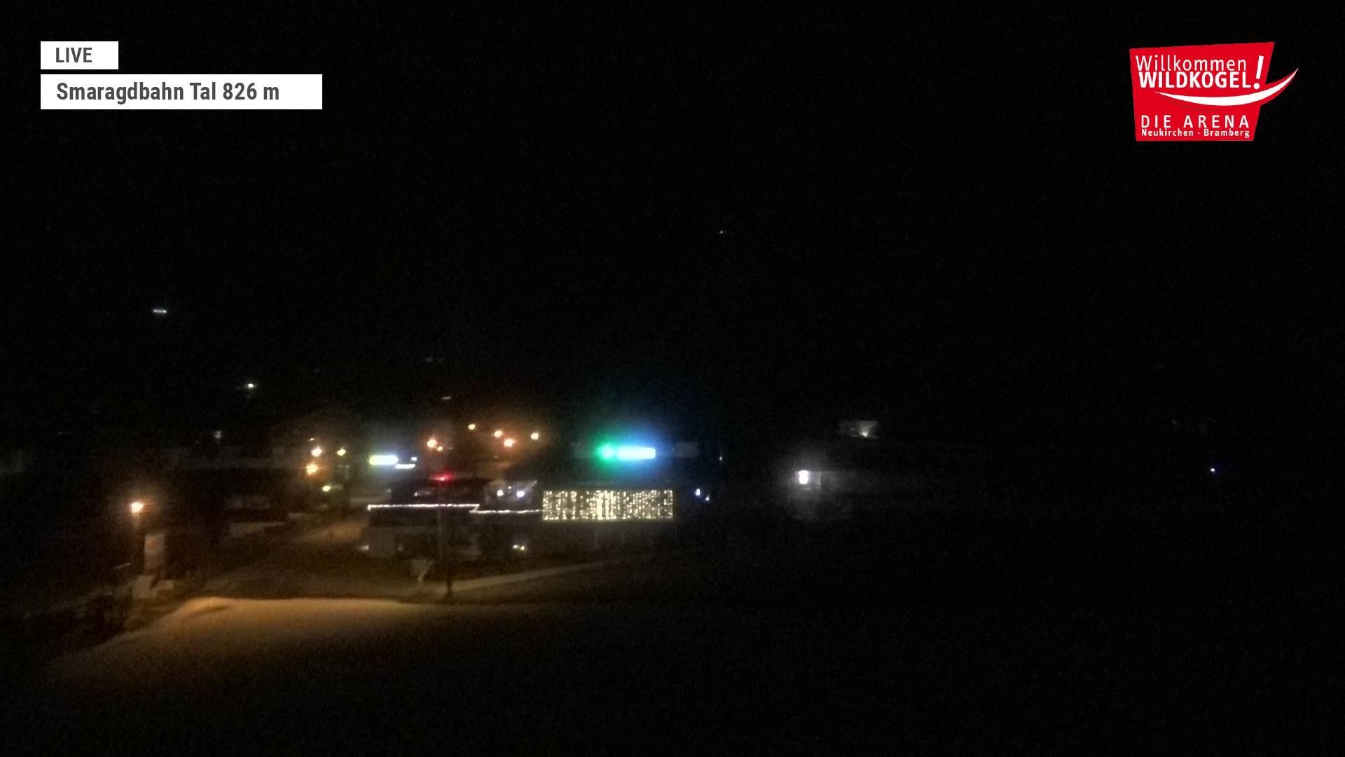 Archiv Foto Webcam Wildkogel: Frühmesserbahn - Bergstation