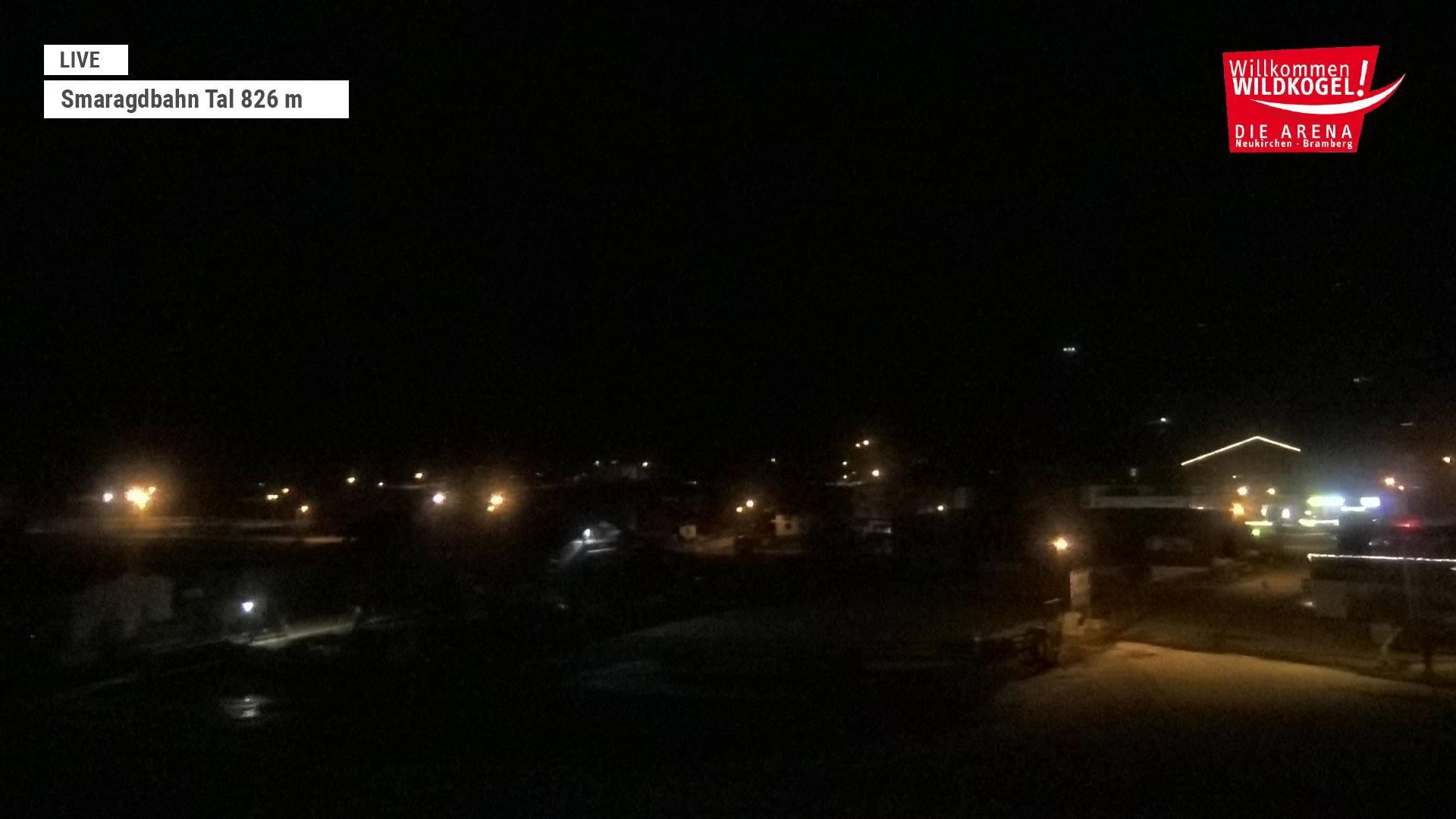 Archiv Foto Webcam Wildkogel: Frühmesserbahn - Bergstation