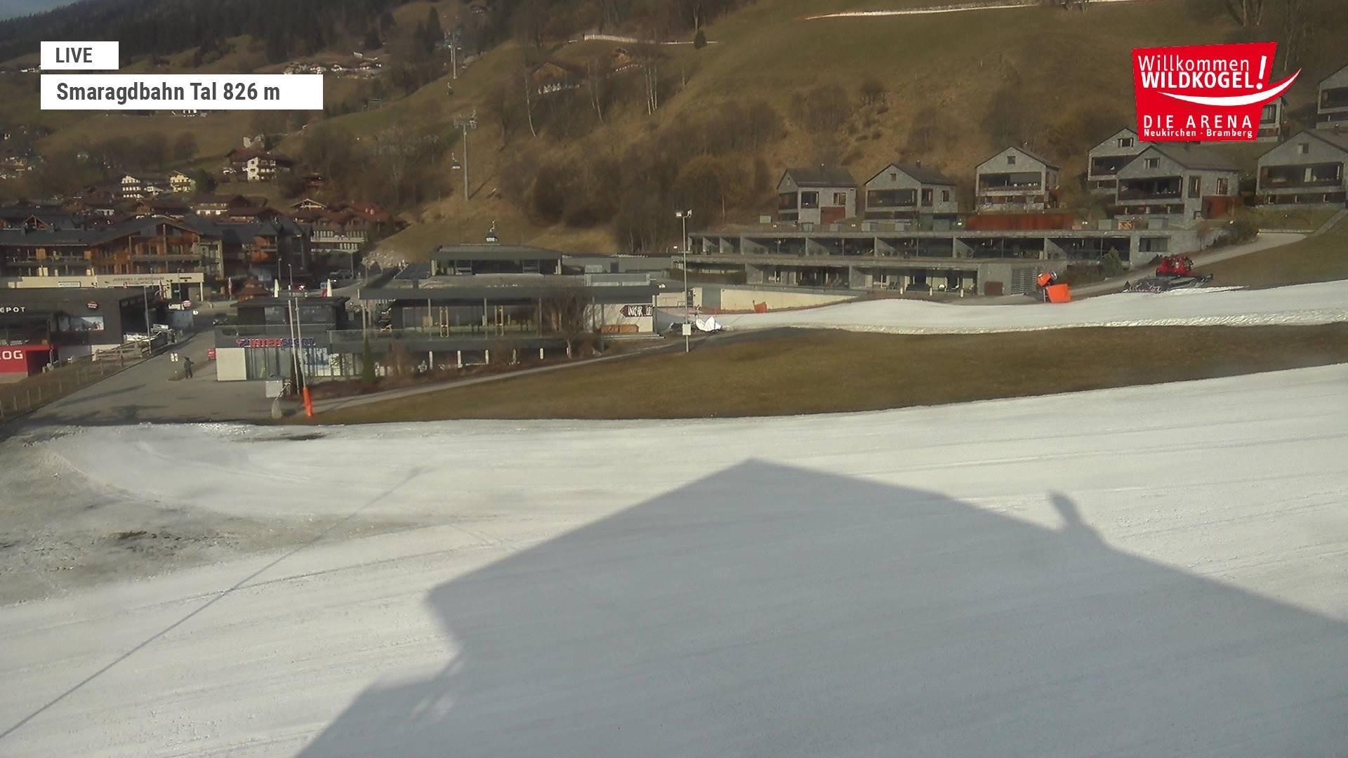 Archiv Foto Webcam Wildkogel: Frühmesserbahn - Bergstation