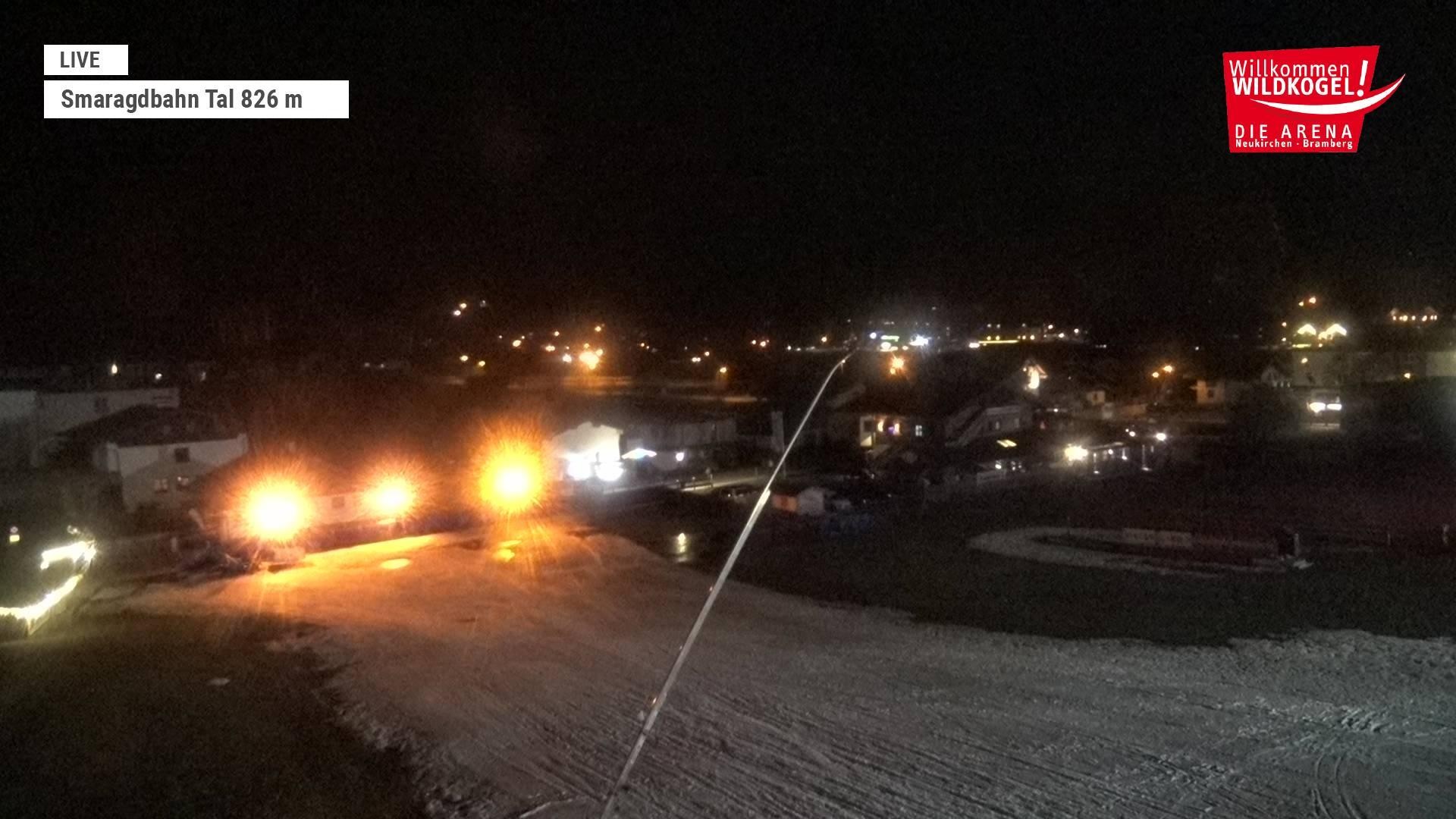 Archiv Foto Webcam Wildkogel: Frühmesserbahn - Bergstation