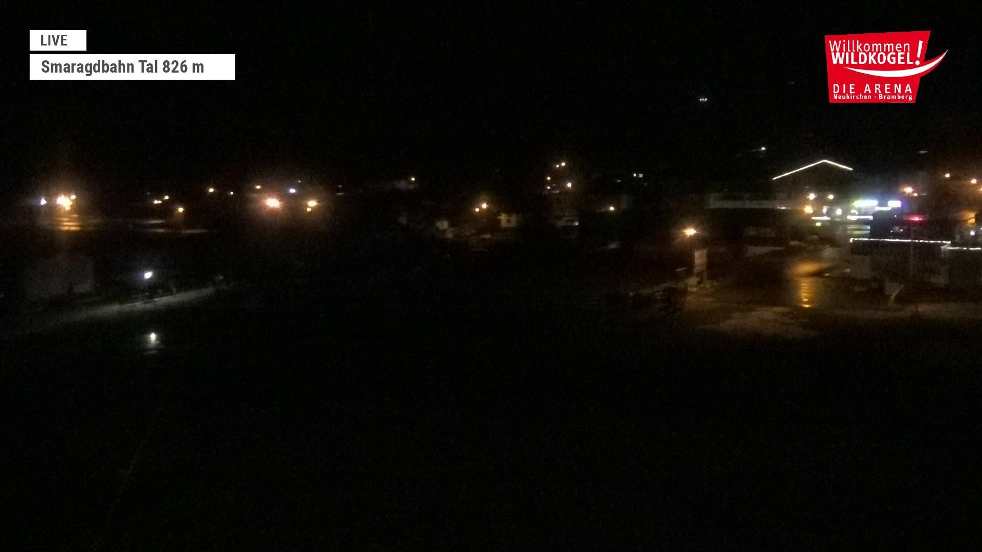 Archiv Foto Webcam Wildkogel: Frühmesserbahn - Bergstation