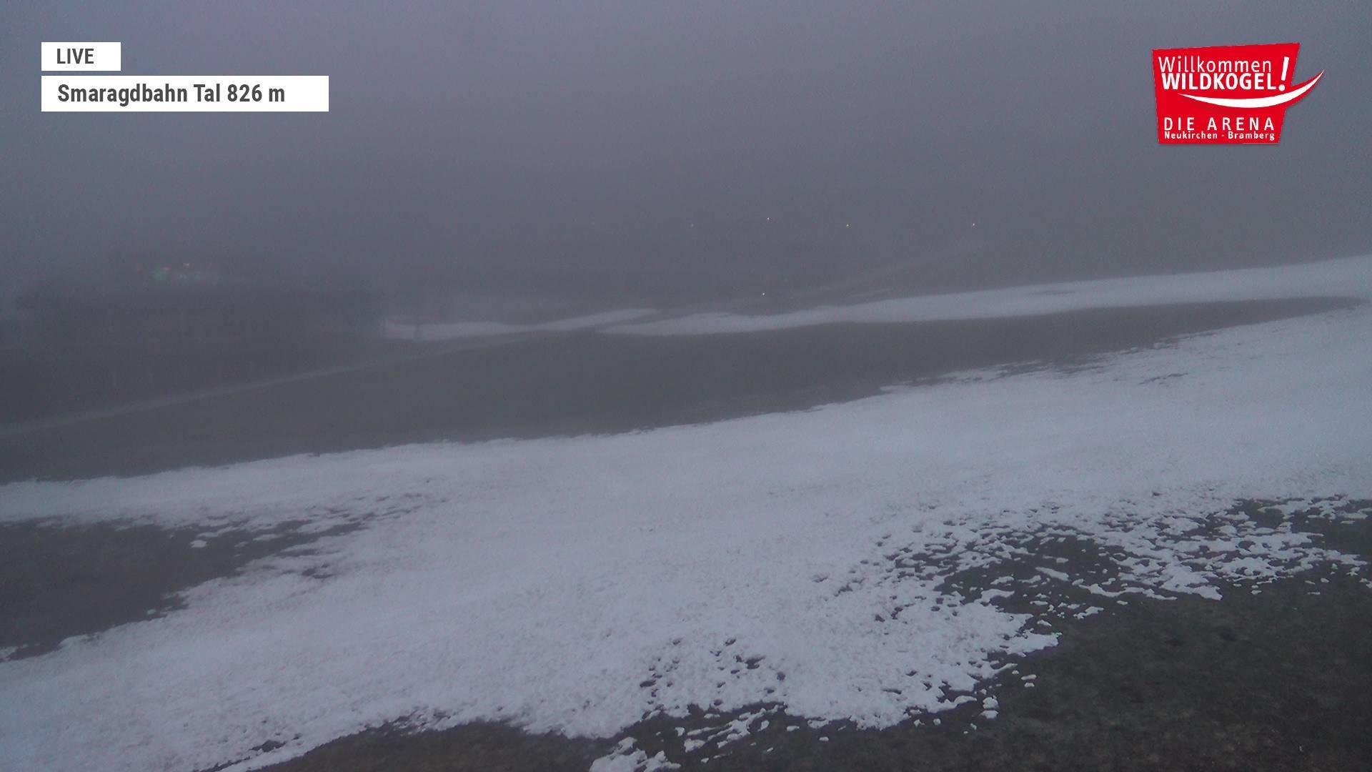 Archiv Foto Webcam Wildkogel: Frühmesserbahn - Bergstation