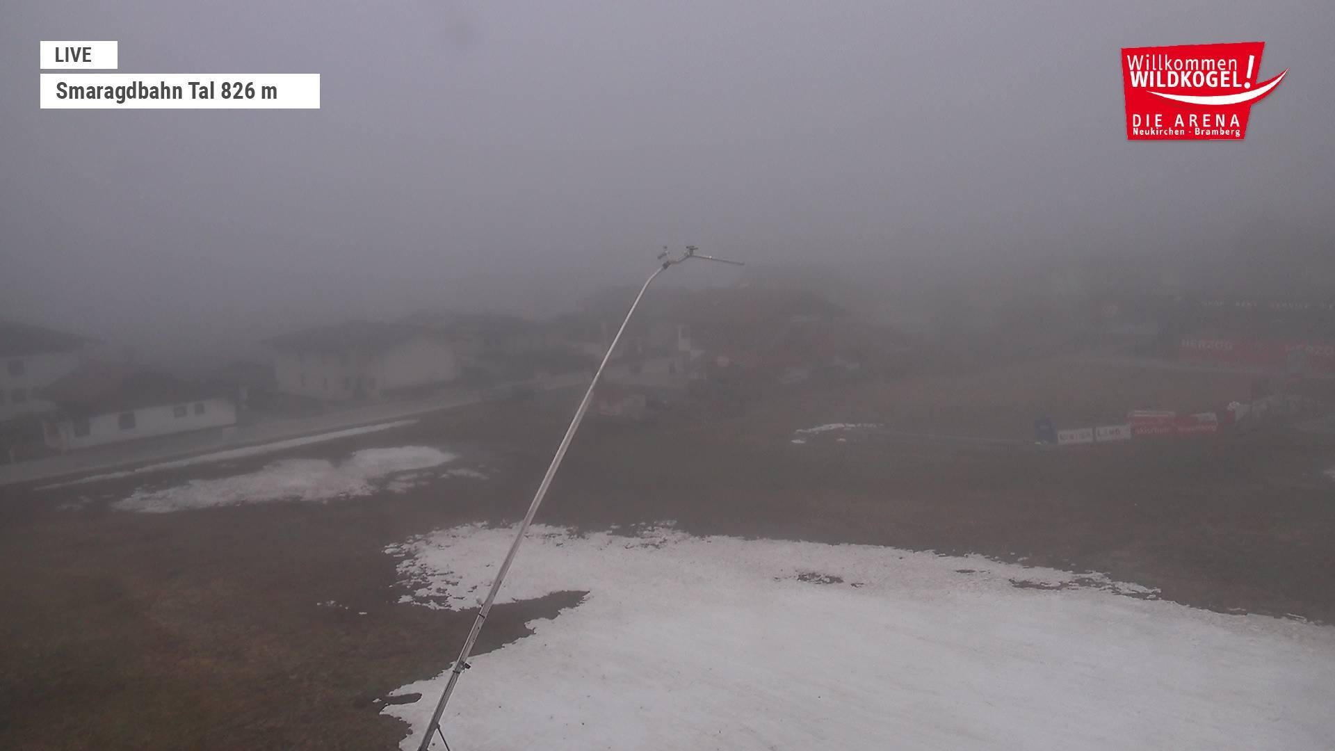 Archiv Foto Webcam Wildkogel: Frühmesserbahn - Bergstation