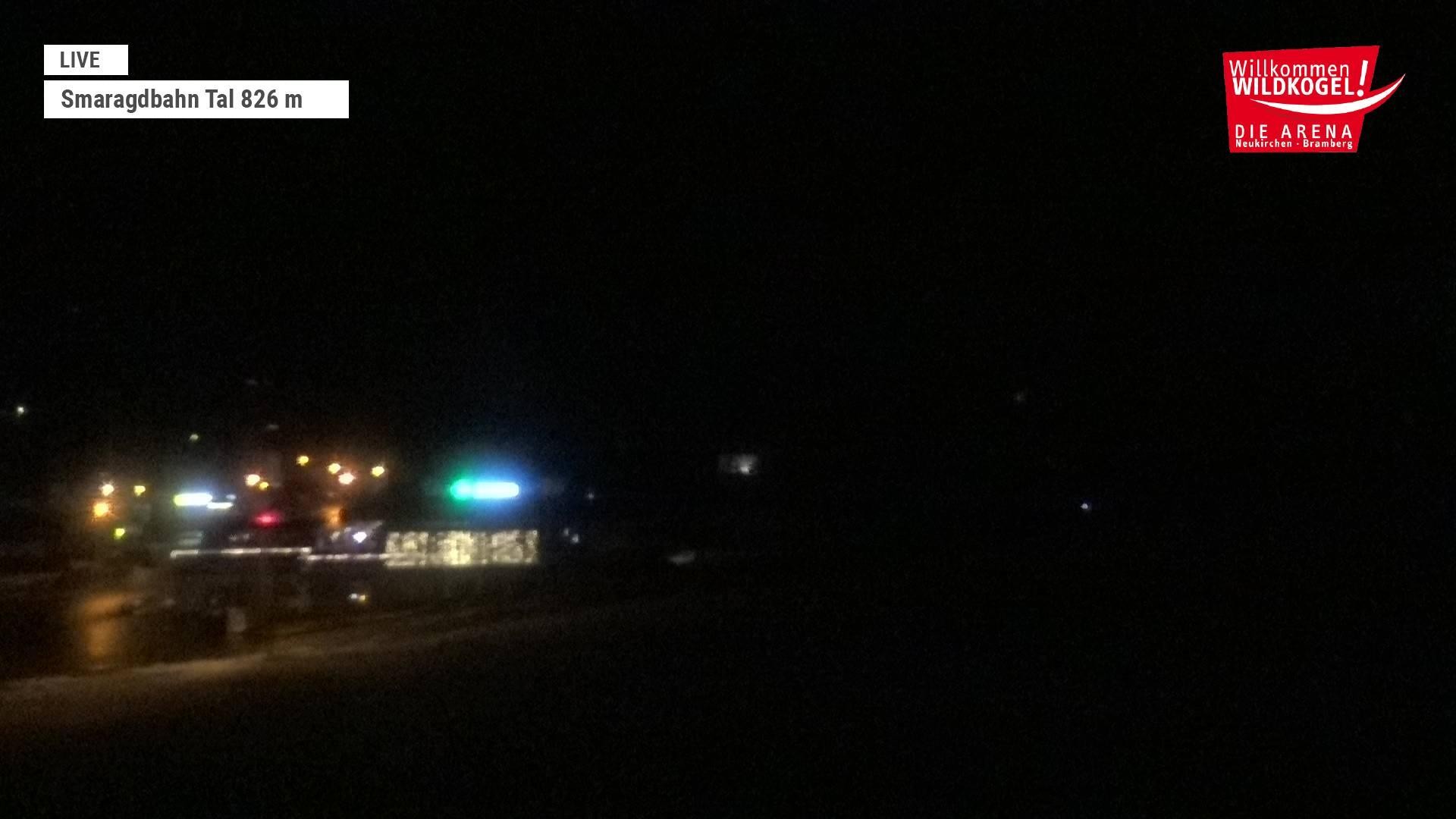 Archiv Foto Webcam Wildkogel: Frühmesserbahn - Bergstation