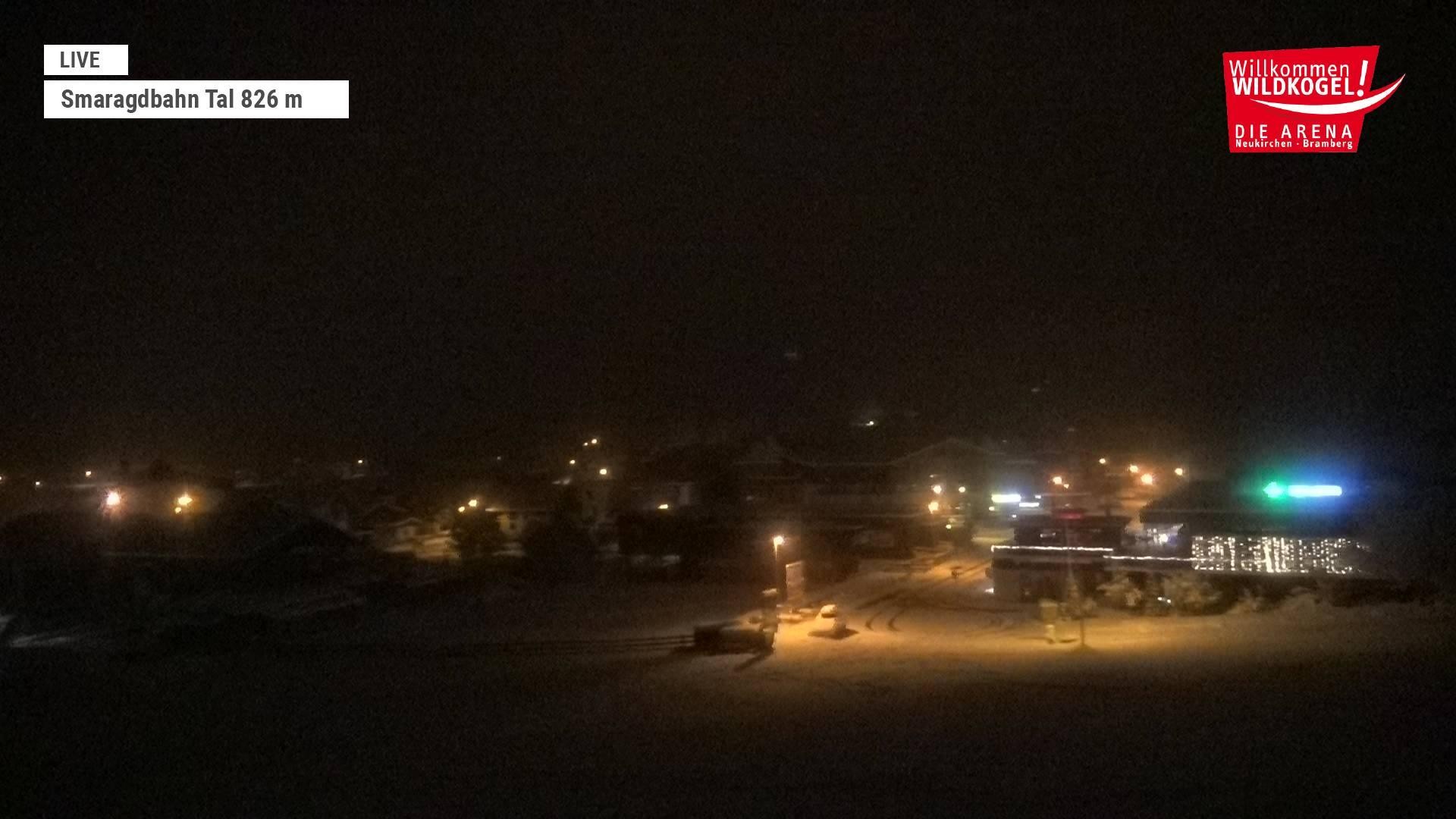 Archiv Foto Webcam Wildkogel: Frühmesserbahn - Bergstation