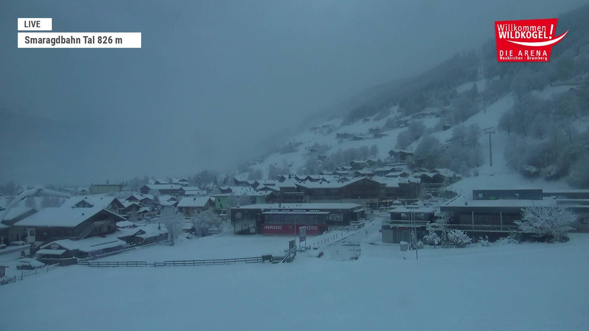 Archiv Foto Webcam Wildkogel: Frühmesserbahn - Bergstation