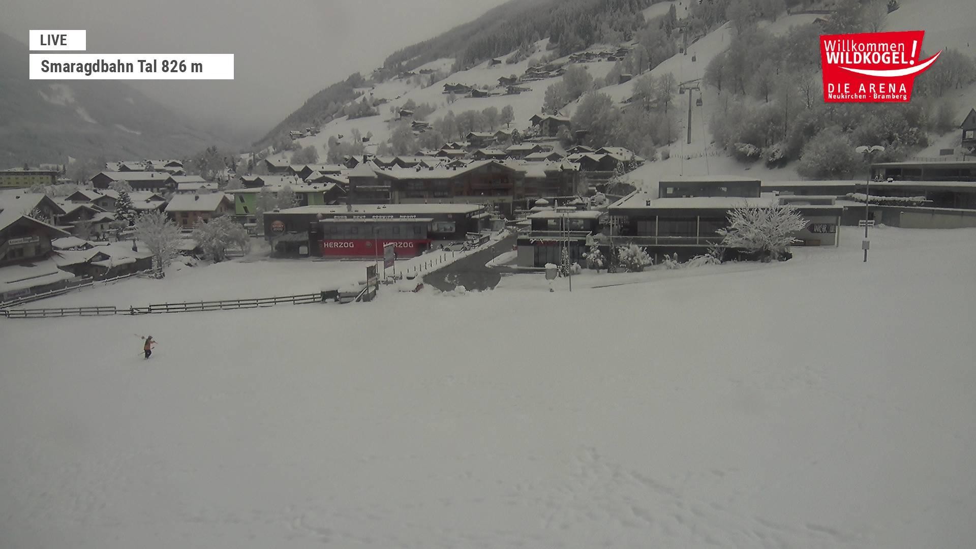 Archiv Foto Webcam Wildkogel: Frühmesserbahn - Bergstation