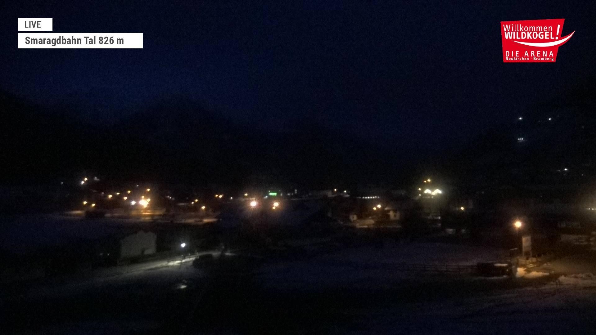 Archiv Foto Webcam Wildkogel: Frühmesserbahn - Bergstation