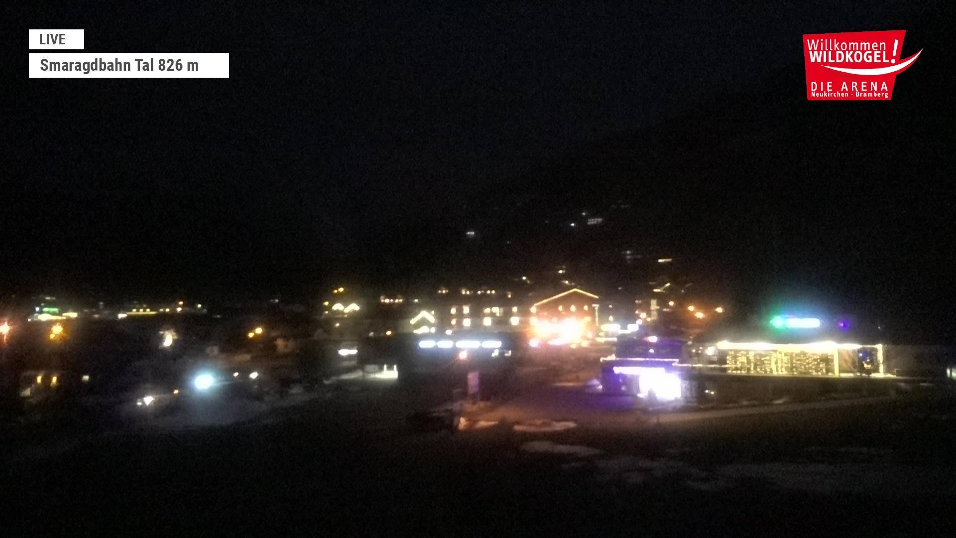 Archiv Foto Webcam Wildkogel: Frühmesserbahn - Bergstation