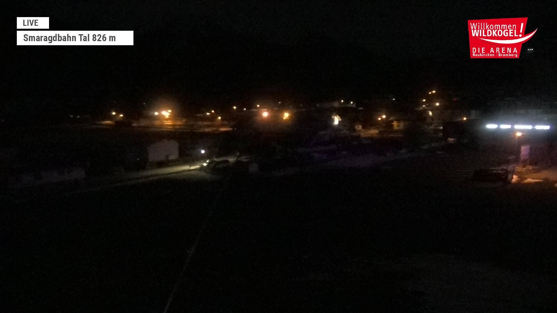 Archiv Foto Webcam Wildkogel: Frühmesserbahn - Bergstation