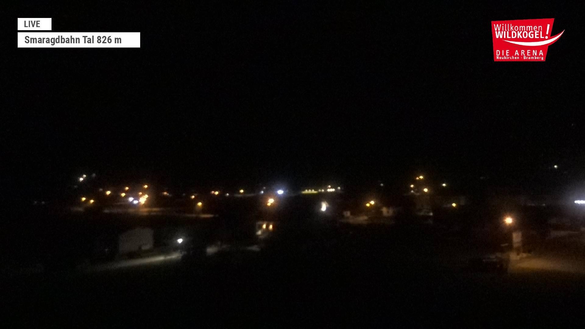 Archiv Foto Webcam Wildkogel: Frühmesserbahn - Bergstation