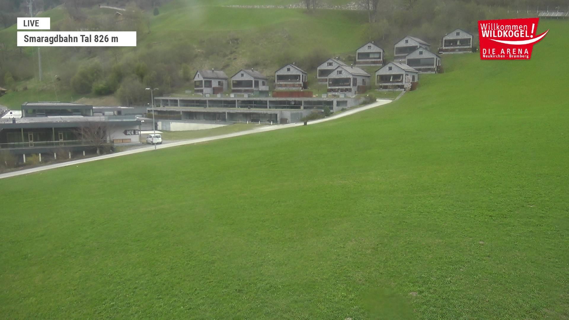 Archiv Foto Webcam Wildkogel: Frühmesserbahn - Bergstation