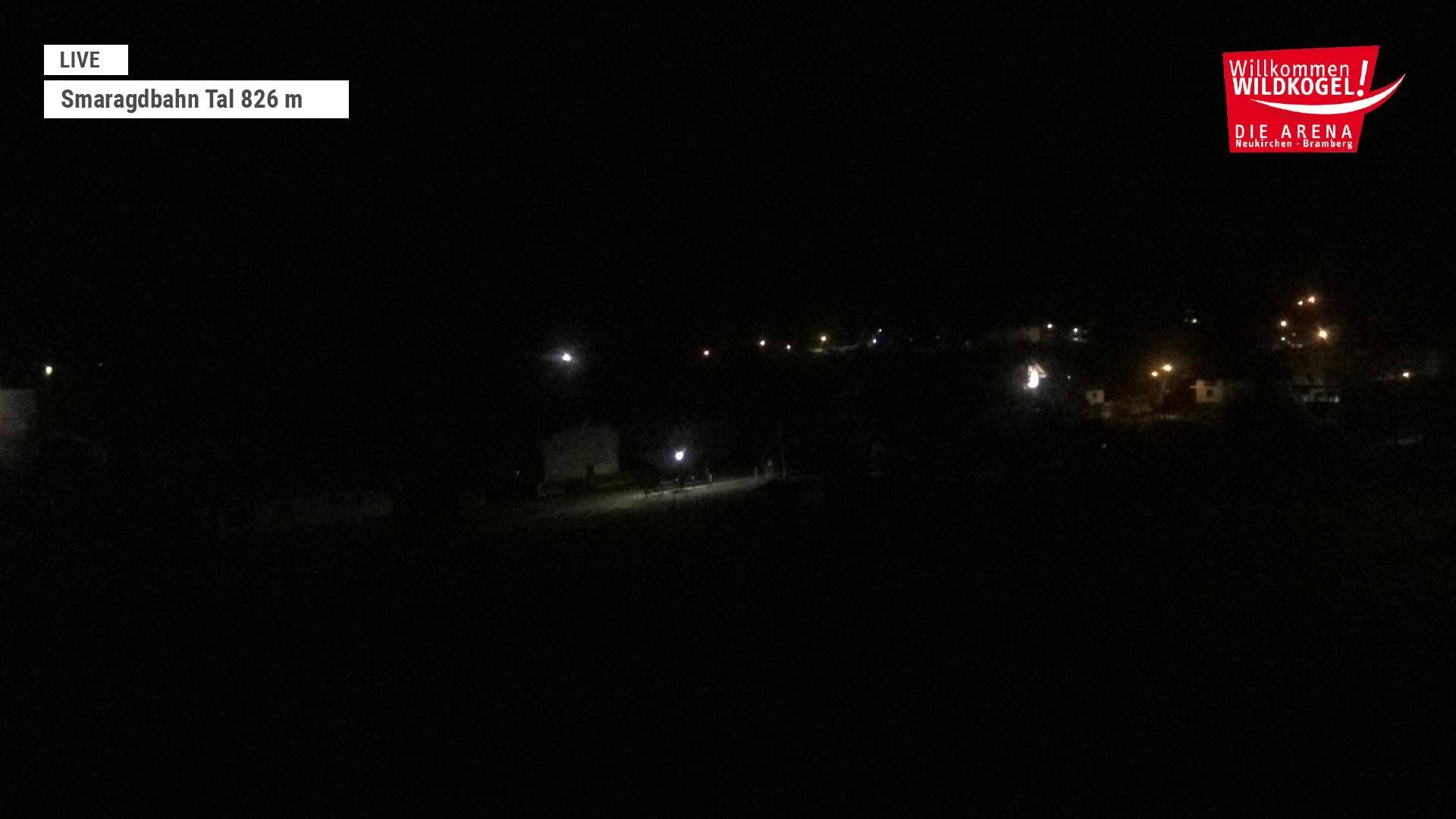 Archiv Foto Webcam Wildkogel: Frühmesserbahn - Bergstation