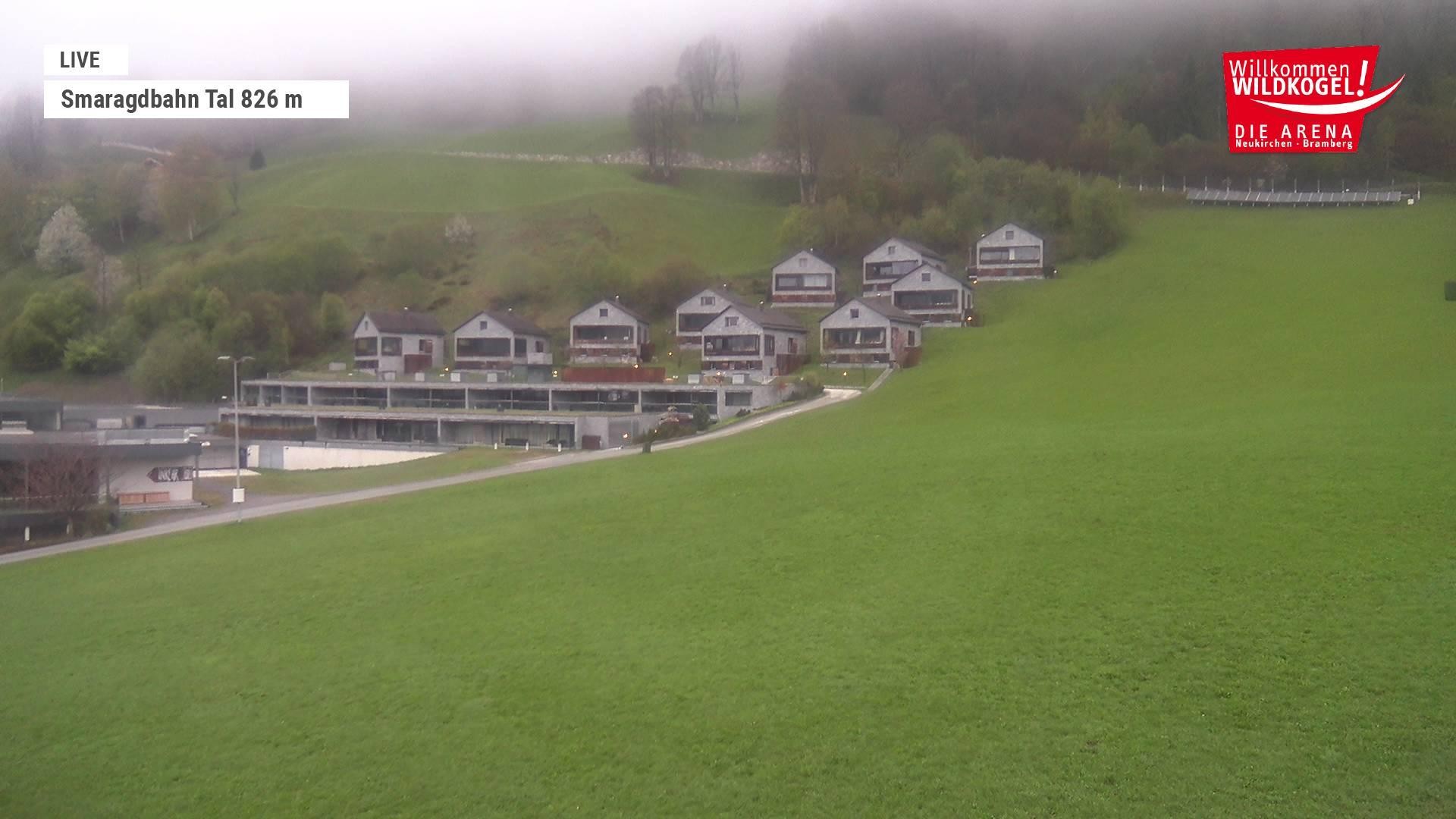 Archiv Foto Webcam Wildkogel: Frühmesserbahn - Bergstation