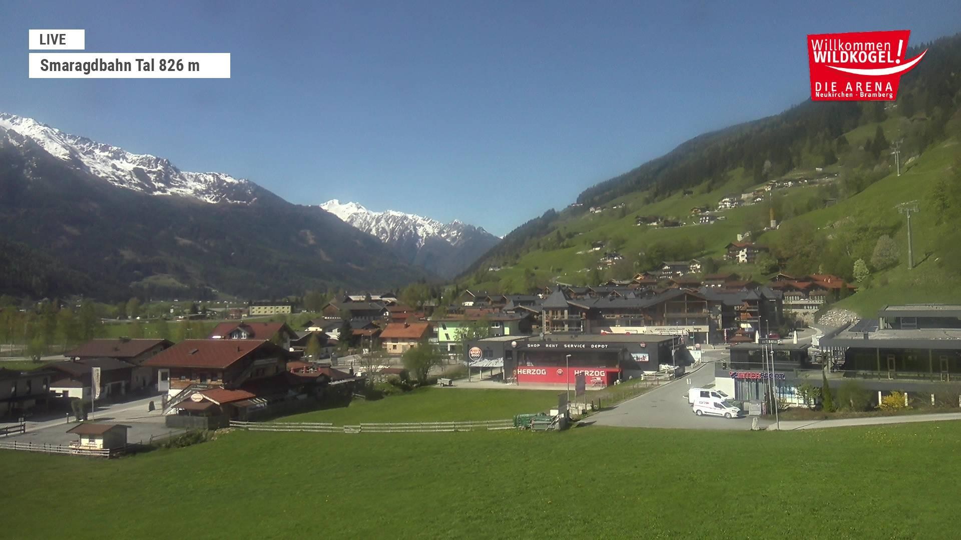 Archiv Foto Webcam Wildkogel: Frühmesserbahn - Bergstation