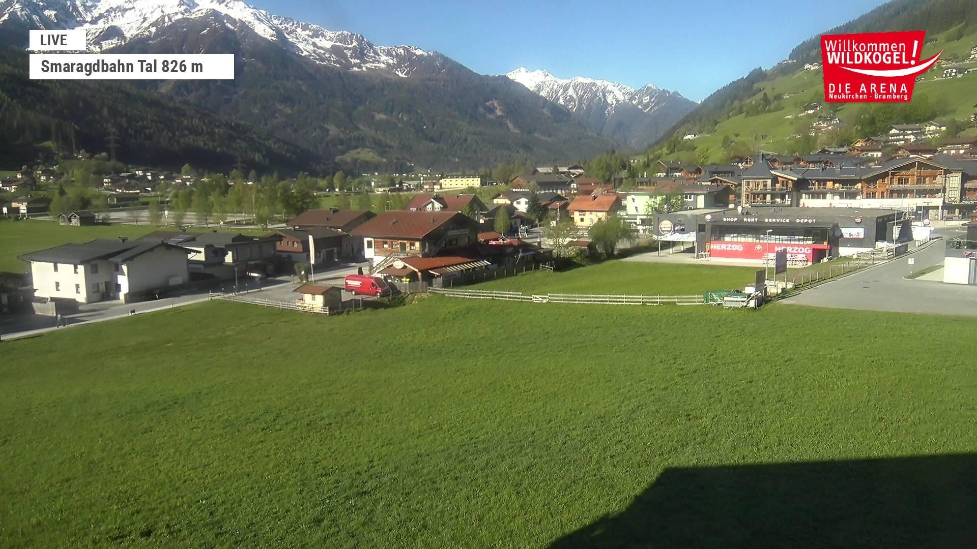Archiv Foto Webcam Wildkogel: Frühmesserbahn - Bergstation