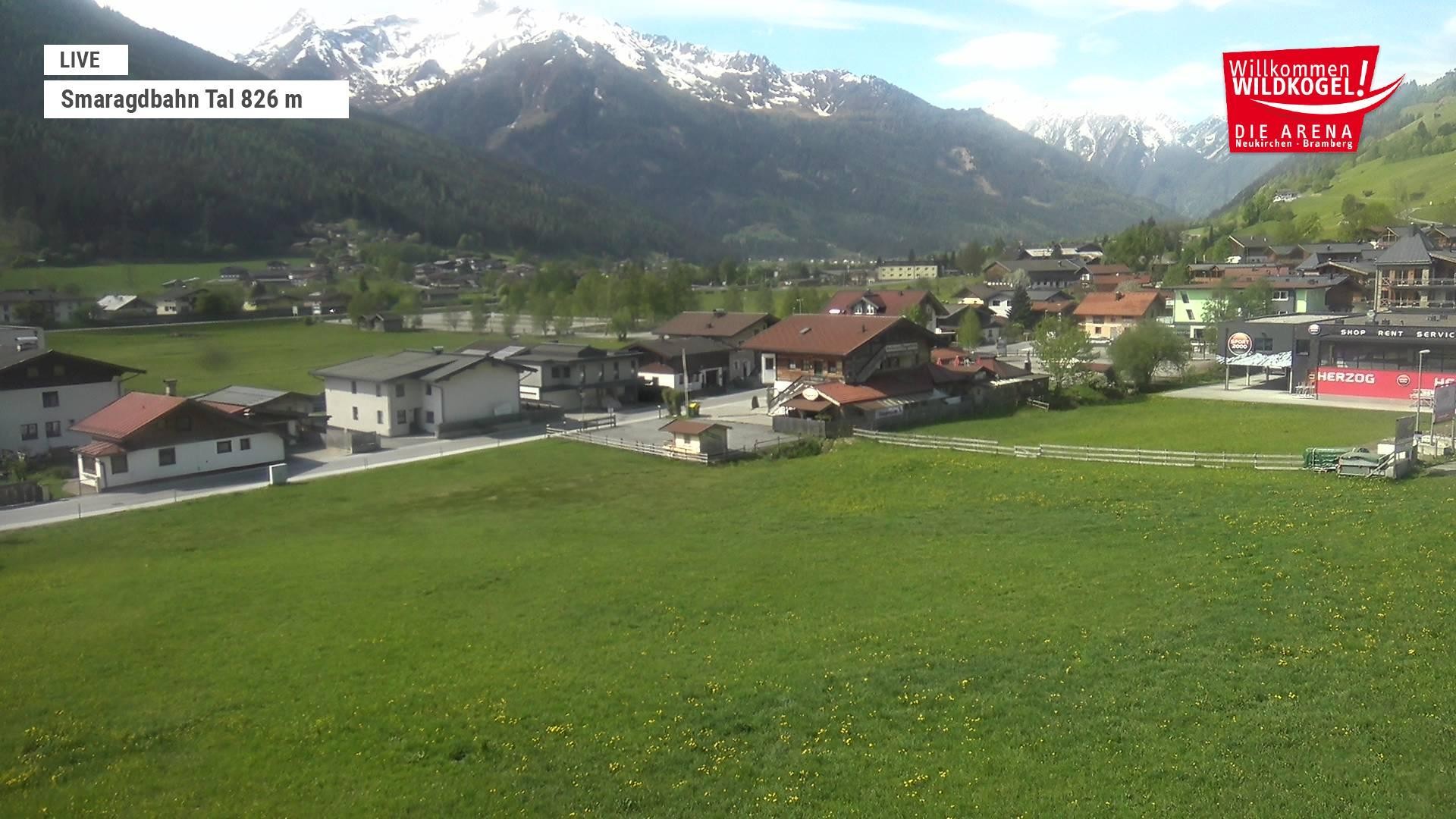 Archiv Foto Webcam Wildkogel: Frühmesserbahn - Bergstation