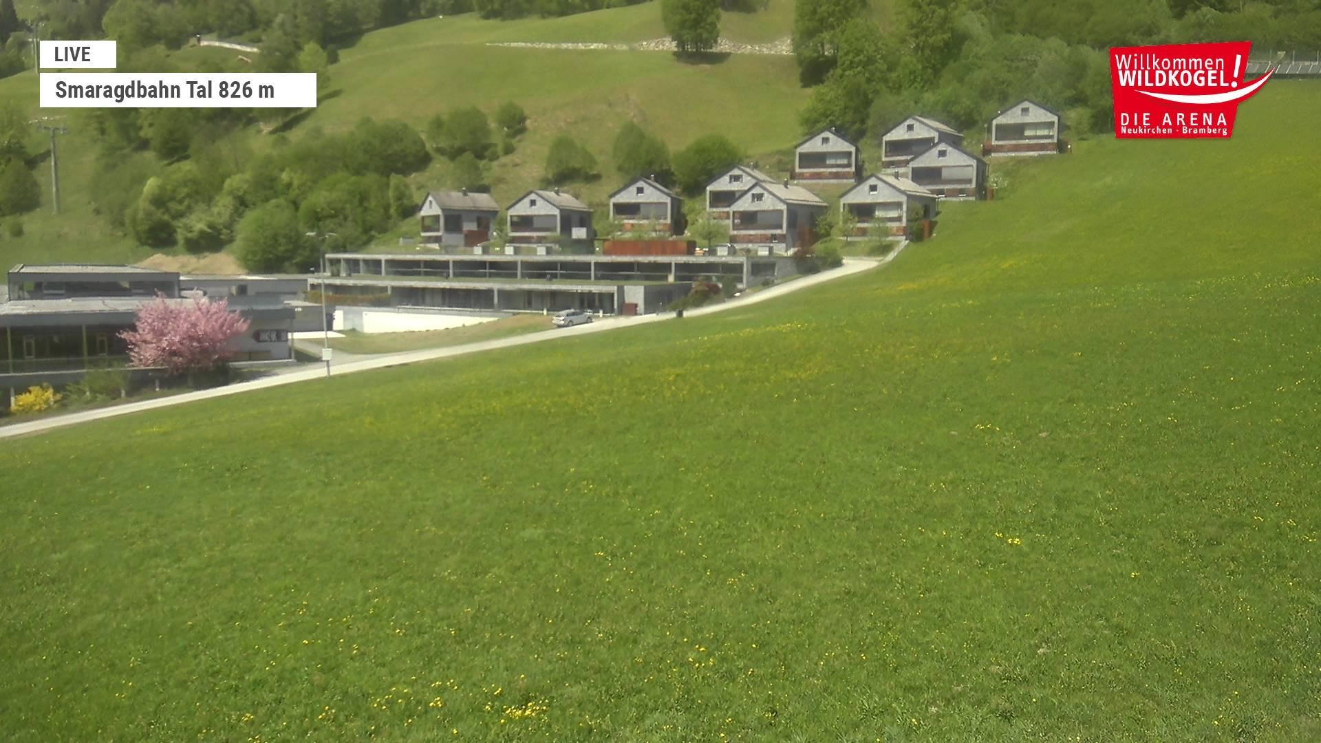 Archiv Foto Webcam Wildkogel: Frühmesserbahn - Bergstation