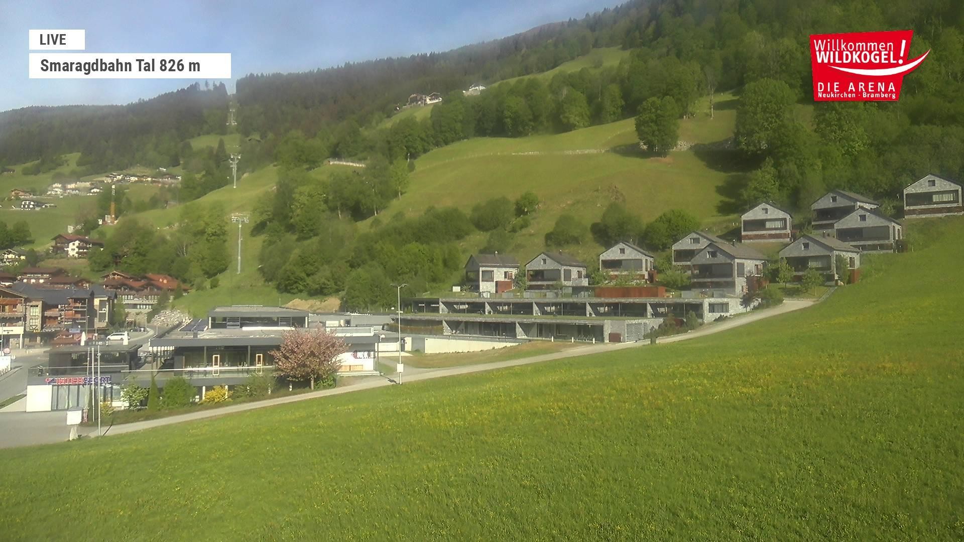 Archiv Foto Webcam Wildkogel: Frühmesserbahn - Bergstation