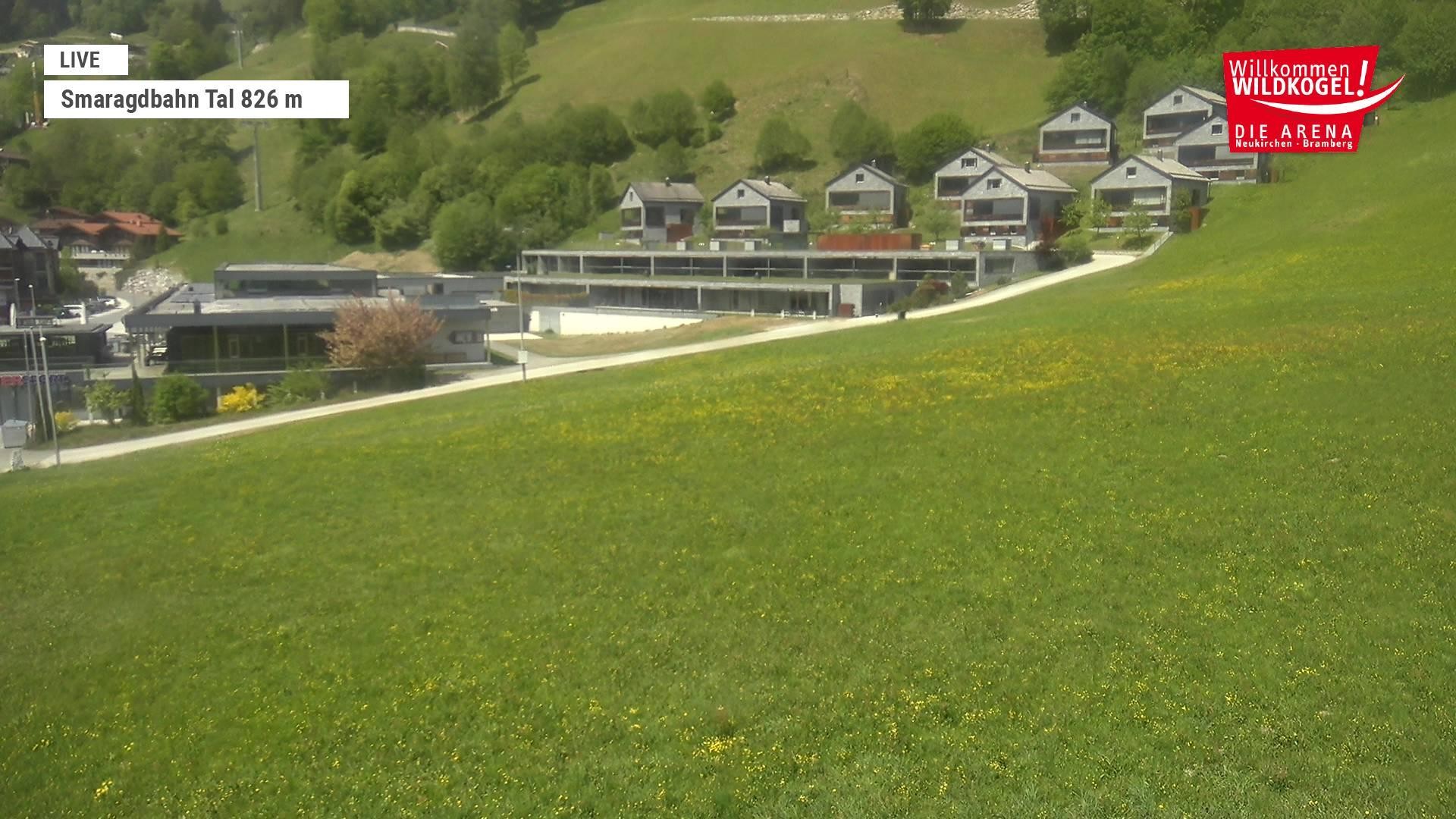 Archiv Foto Webcam Wildkogel: Frühmesserbahn - Bergstation