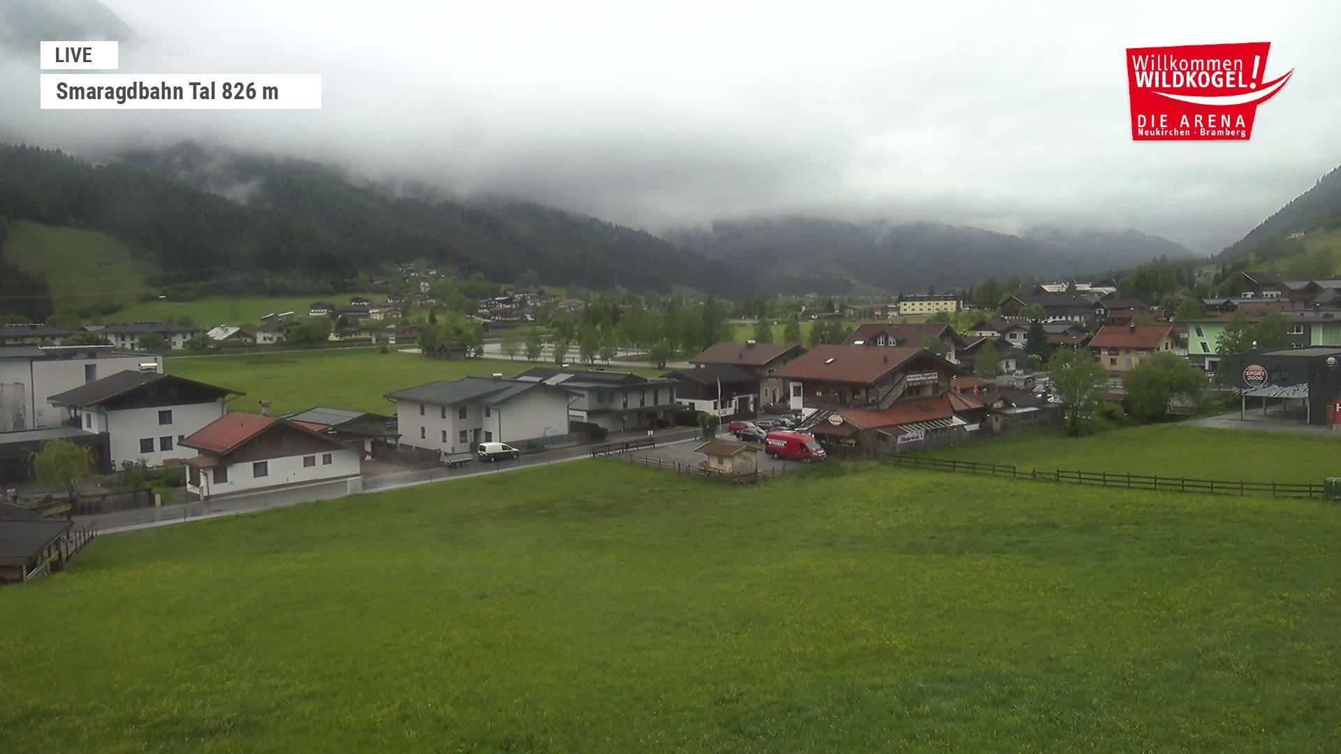 Archiv Foto Webcam Wildkogel: Frühmesserbahn - Bergstation