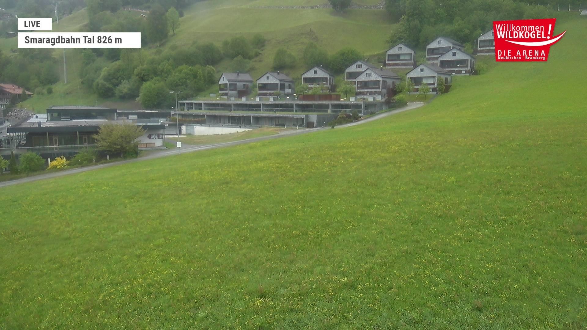 Archiv Foto Webcam Wildkogel: Frühmesserbahn - Bergstation