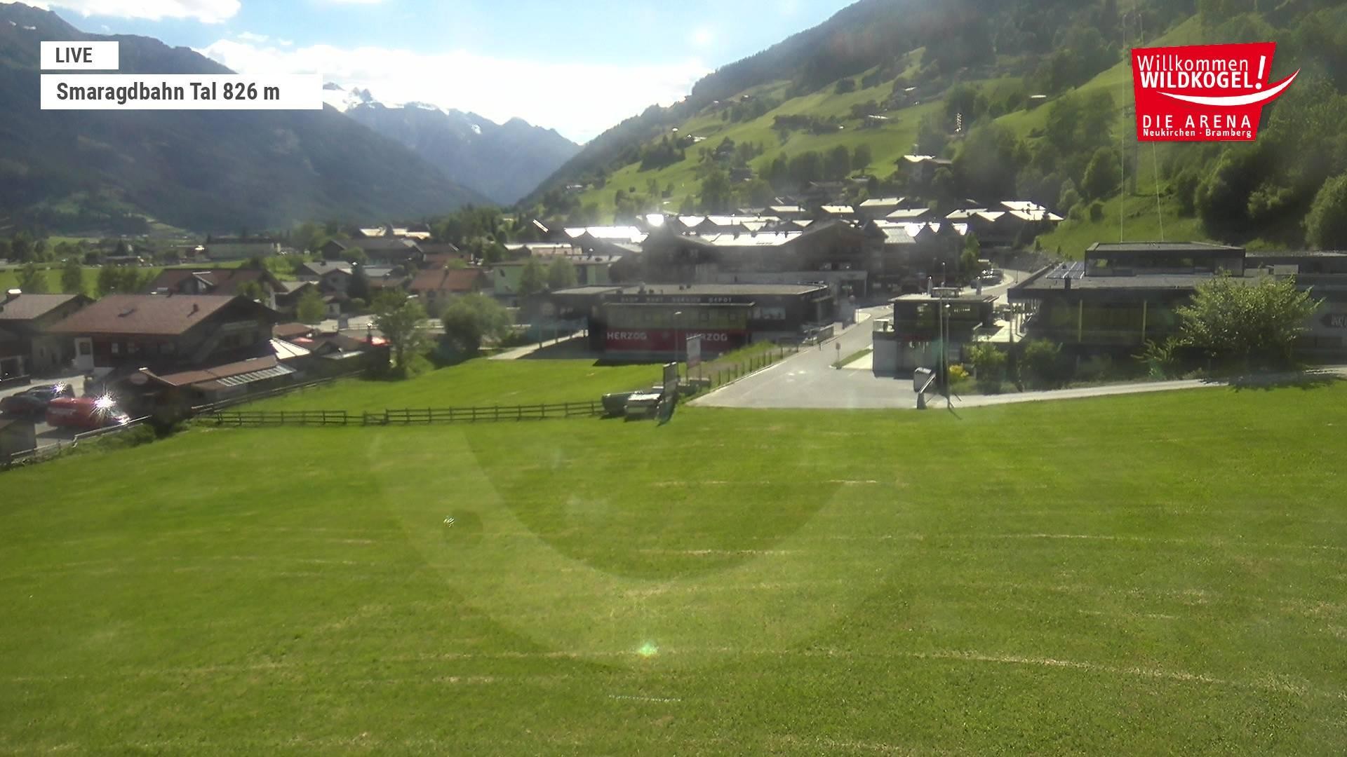 Archiv Foto Webcam Wildkogel: Frühmesserbahn - Bergstation